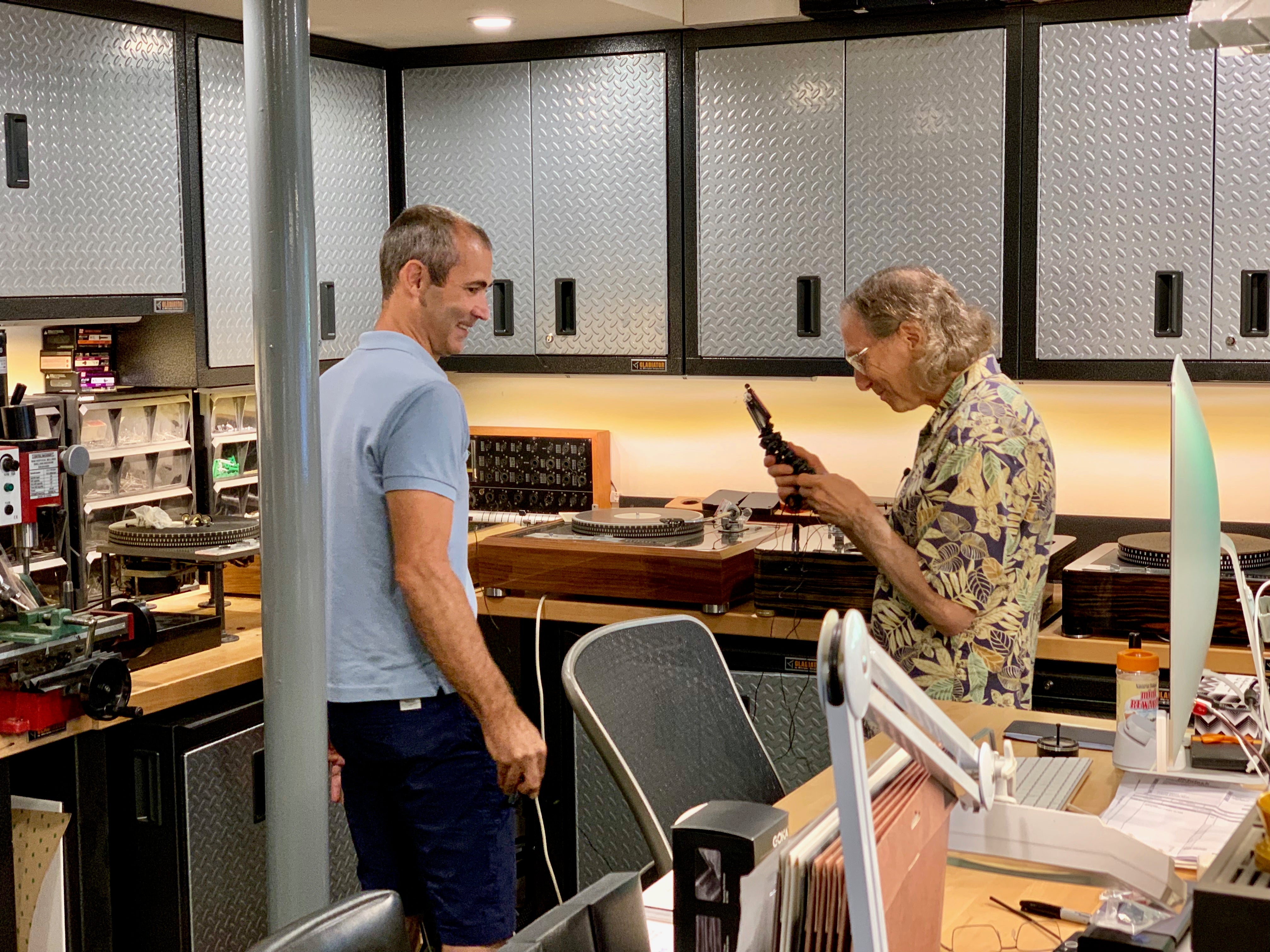 Steve Guttenberg "The Audiophiliac" Visits SkyFi Audio