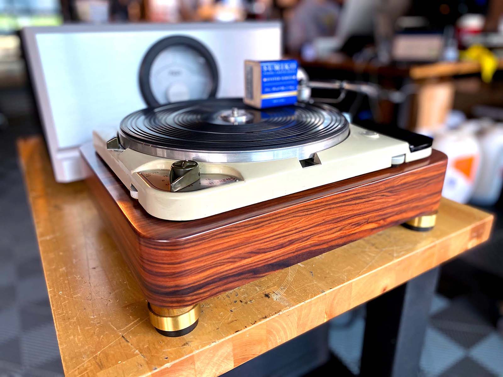 The SkyFi Custom Turntable Collection