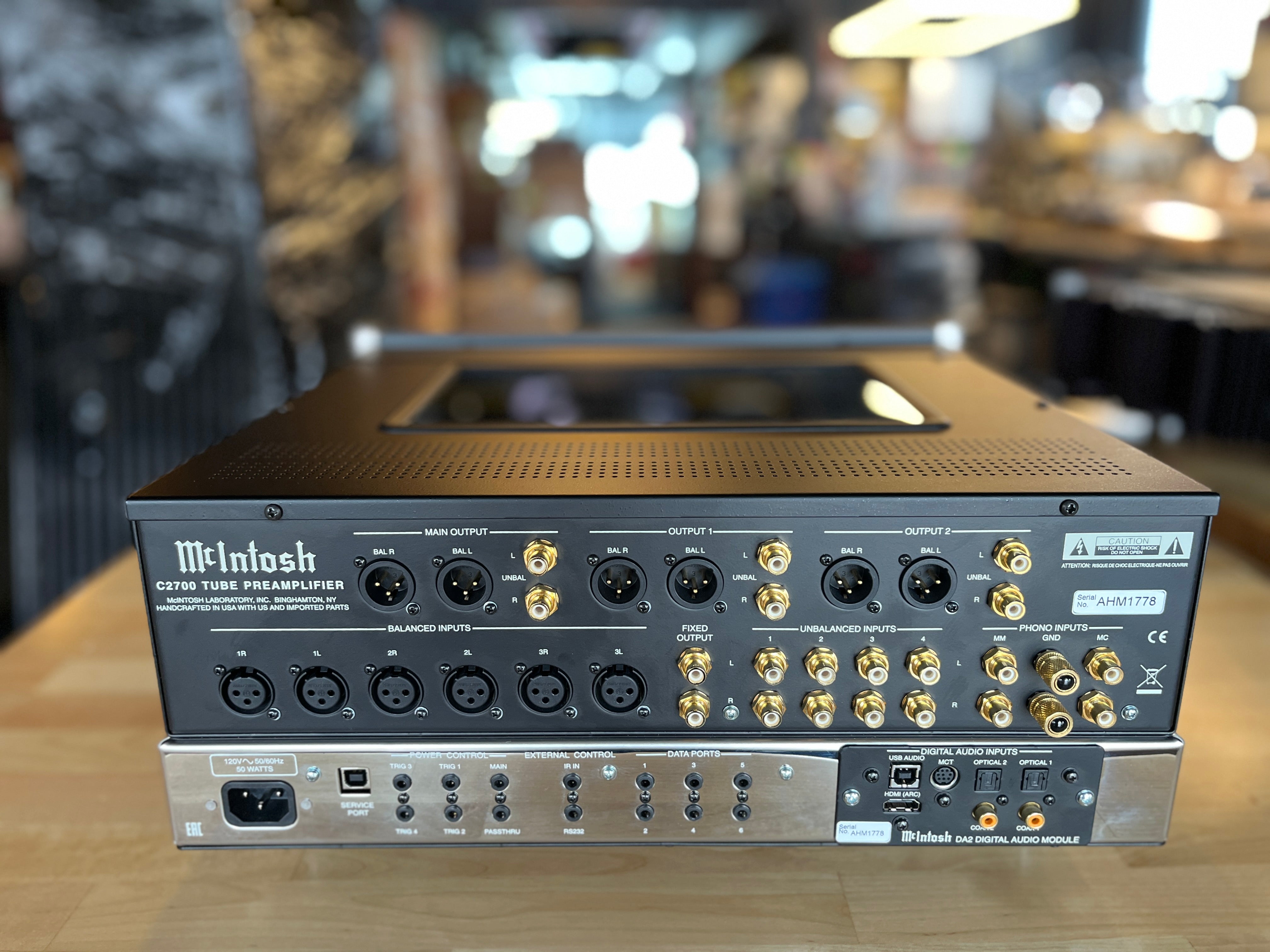 McIntosh C2700 Tube Preamplifier - New Tubes, Pre- Loved