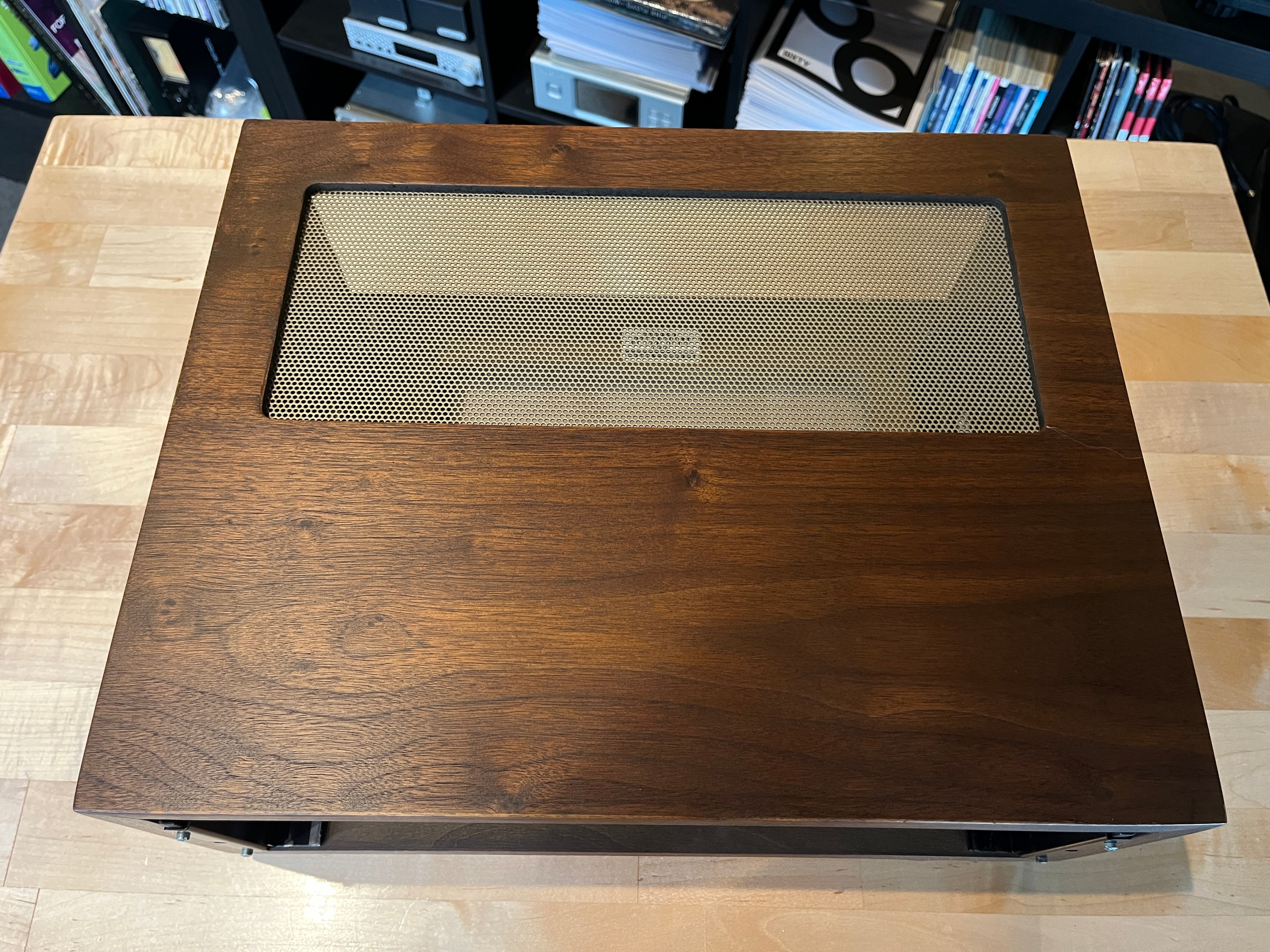 L12 Slant Foot Cabinet Cabinet w/ 12" Fixed Panlocs
