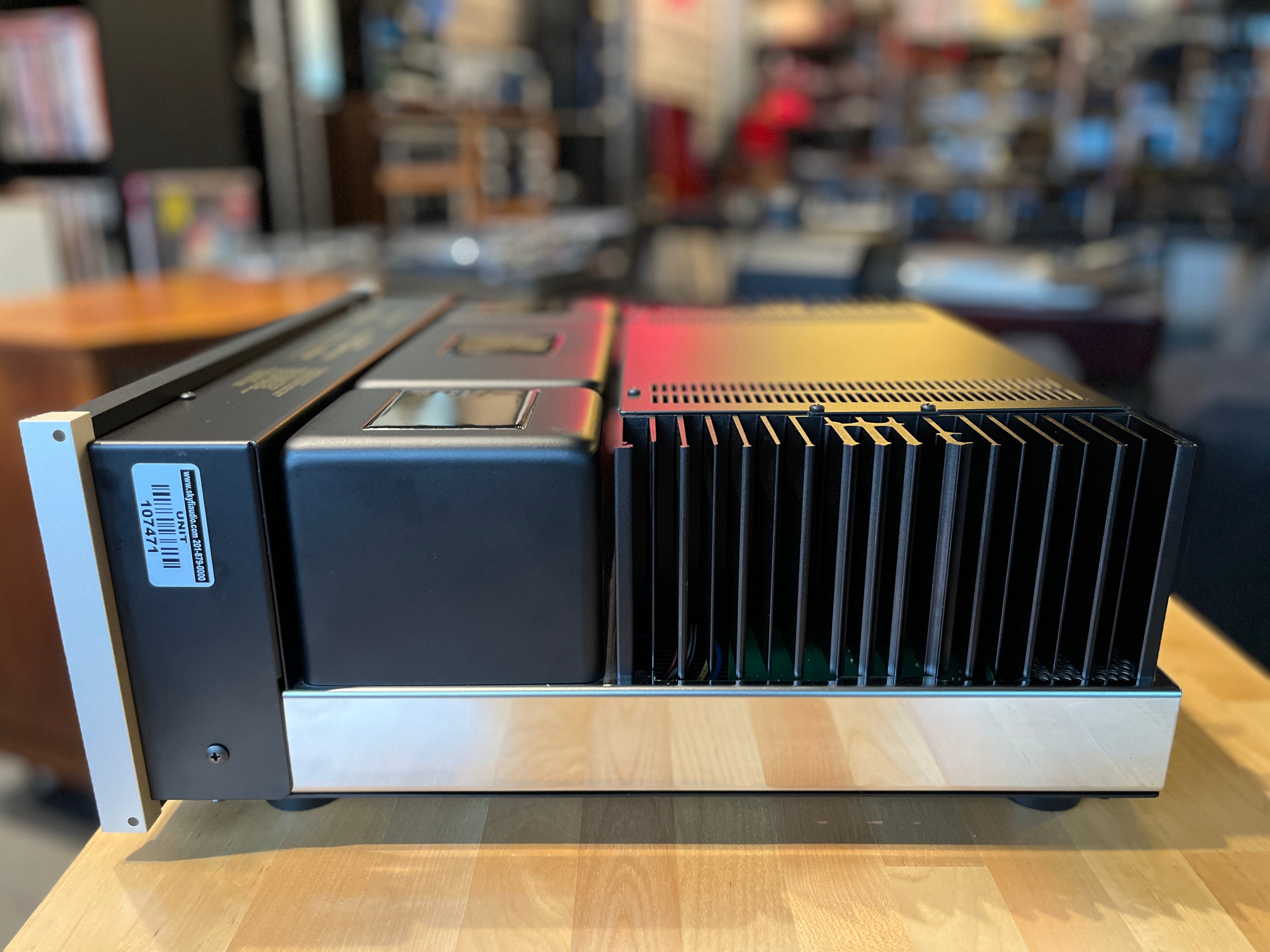 McIntosh MA8950 Solid State Integrated Amplifier - Pre-Loved