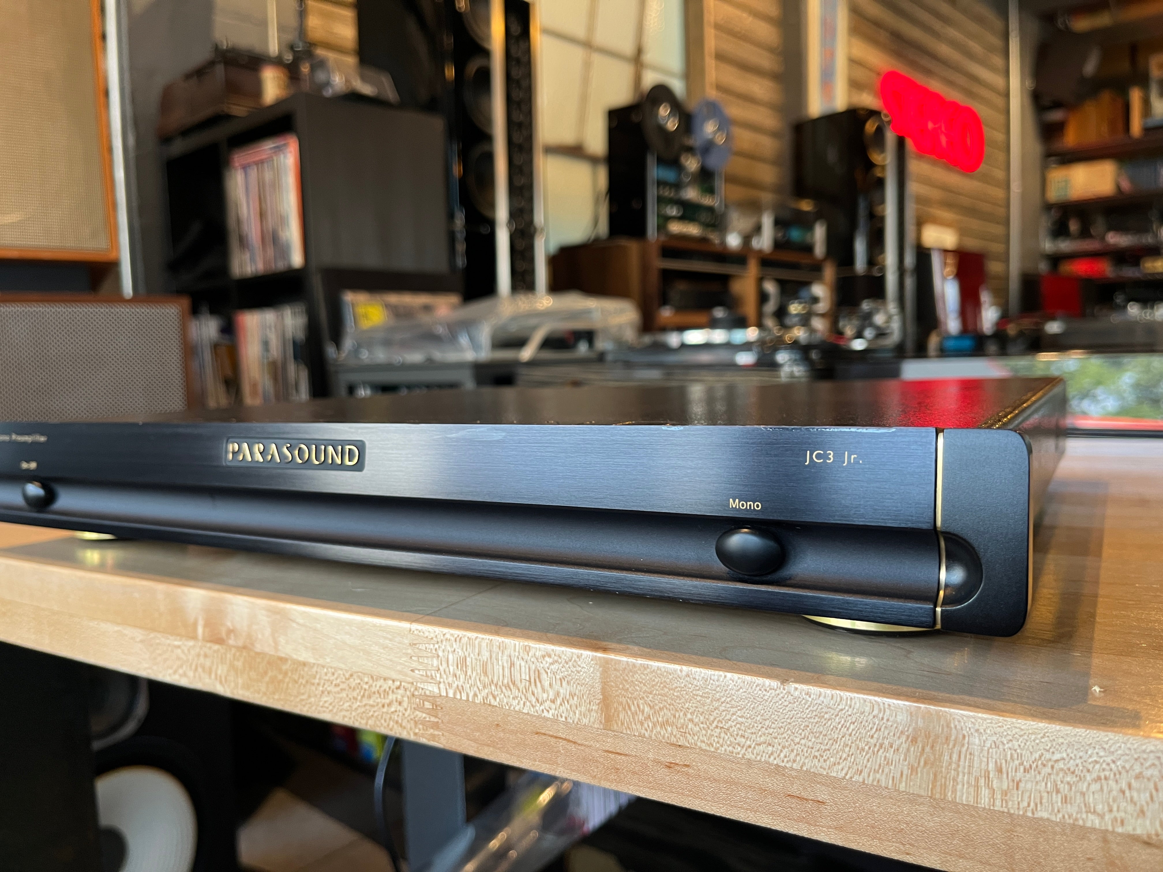 Parasound JC3 Jr. Phono Preamp - Compact and High Performance