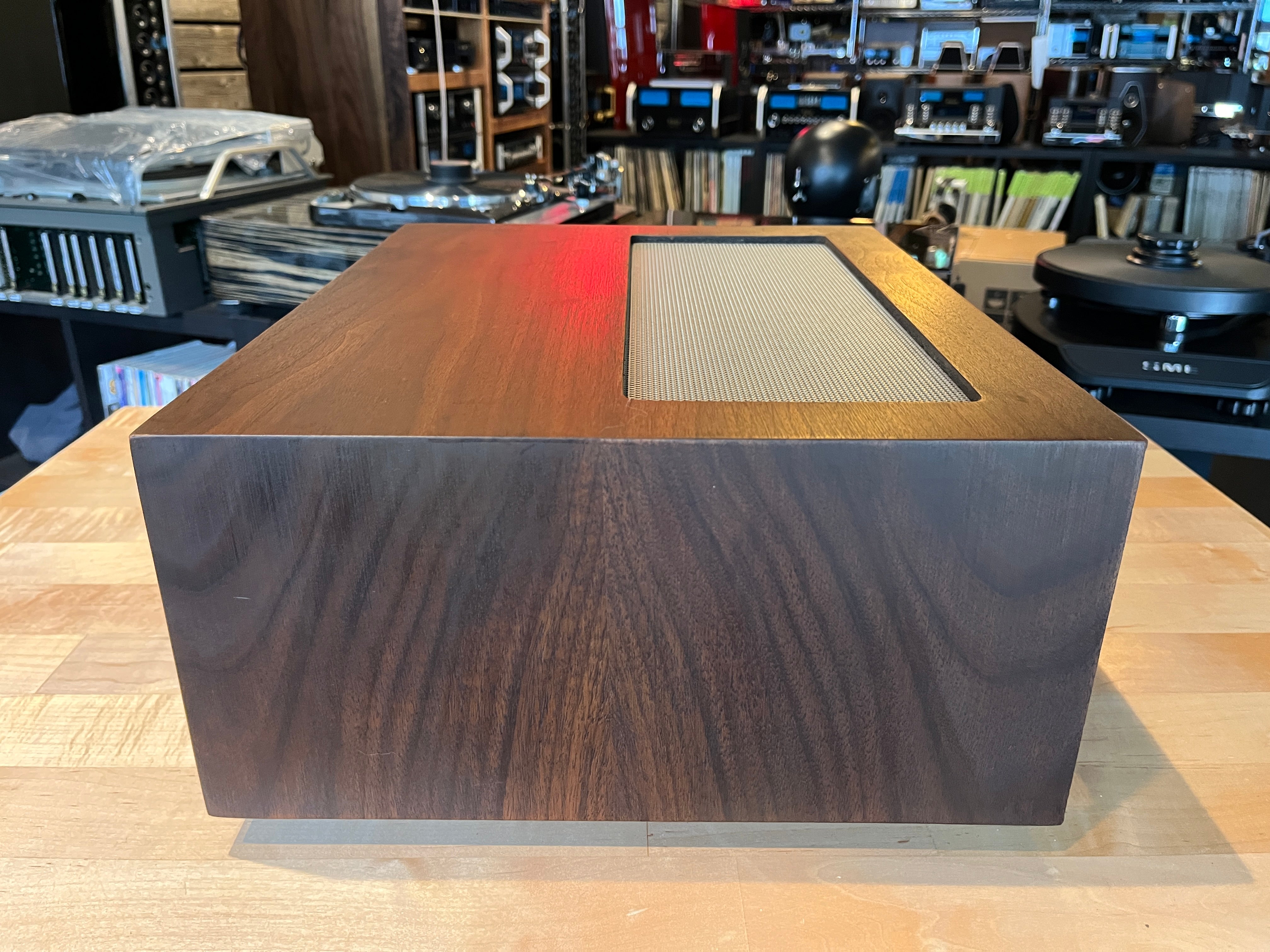 L12 Slant Foot Cabinet Cabinet w/ 12" Fixed Panlocs