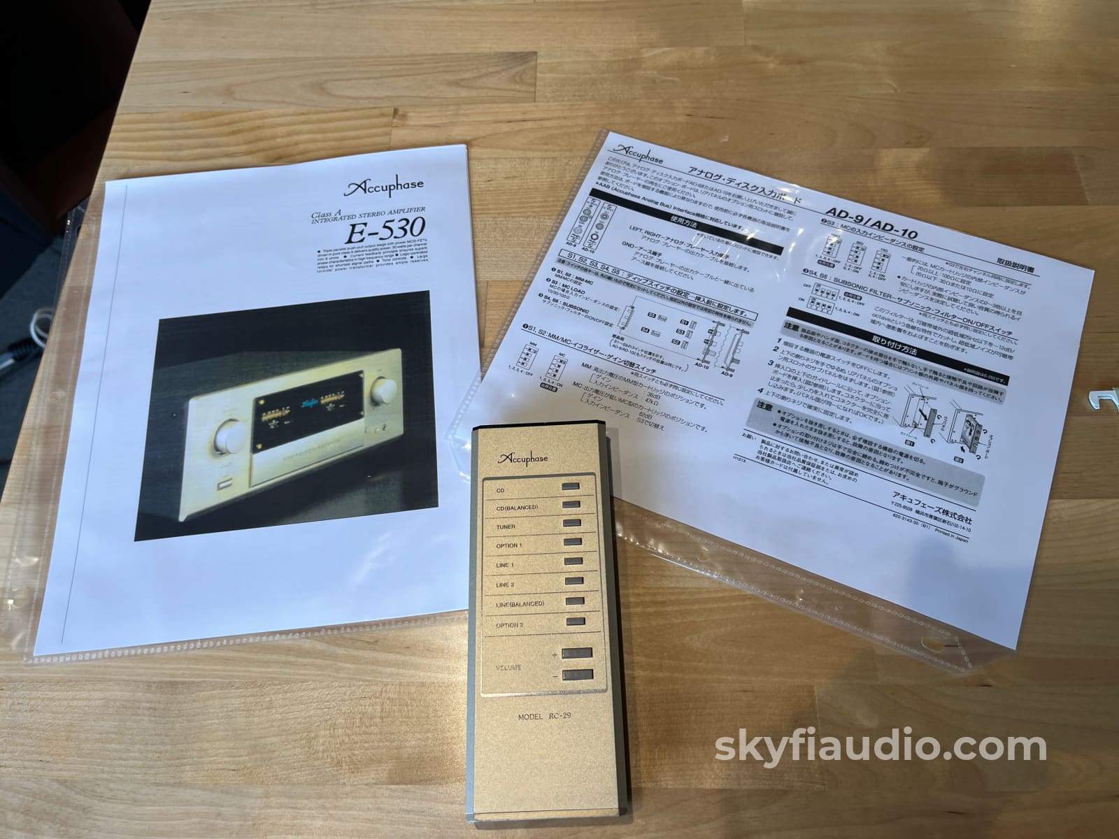 Accuphase E-530 Class A Integrated Amplifier - W/ Remote - CD + Digital