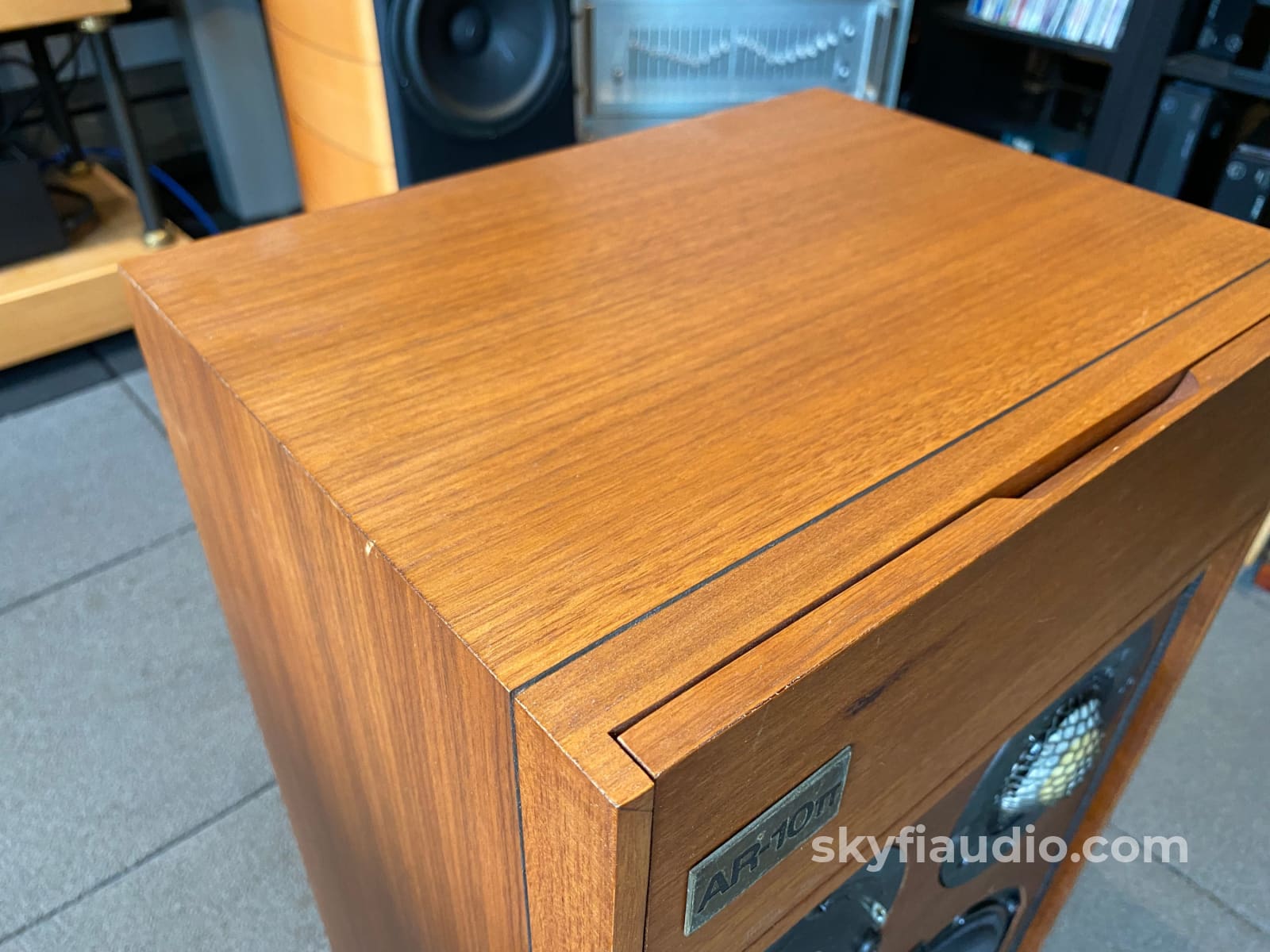 Acoustic Research Ar-10 Vintage Speakers Restored And Sounding Amazing
