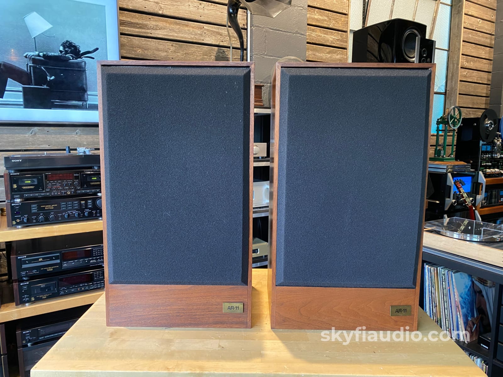 Acoustic Research Ar-11 Vintage Speakers - Refoamed W/Stands