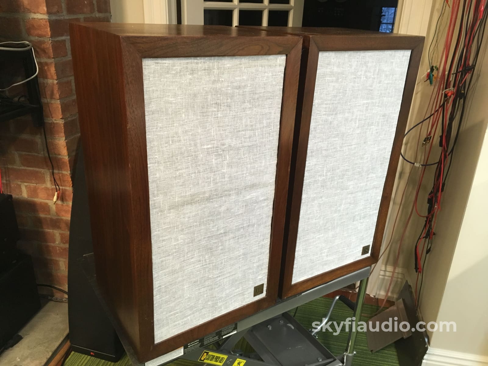 Acoustic Research AR-3 Speakers