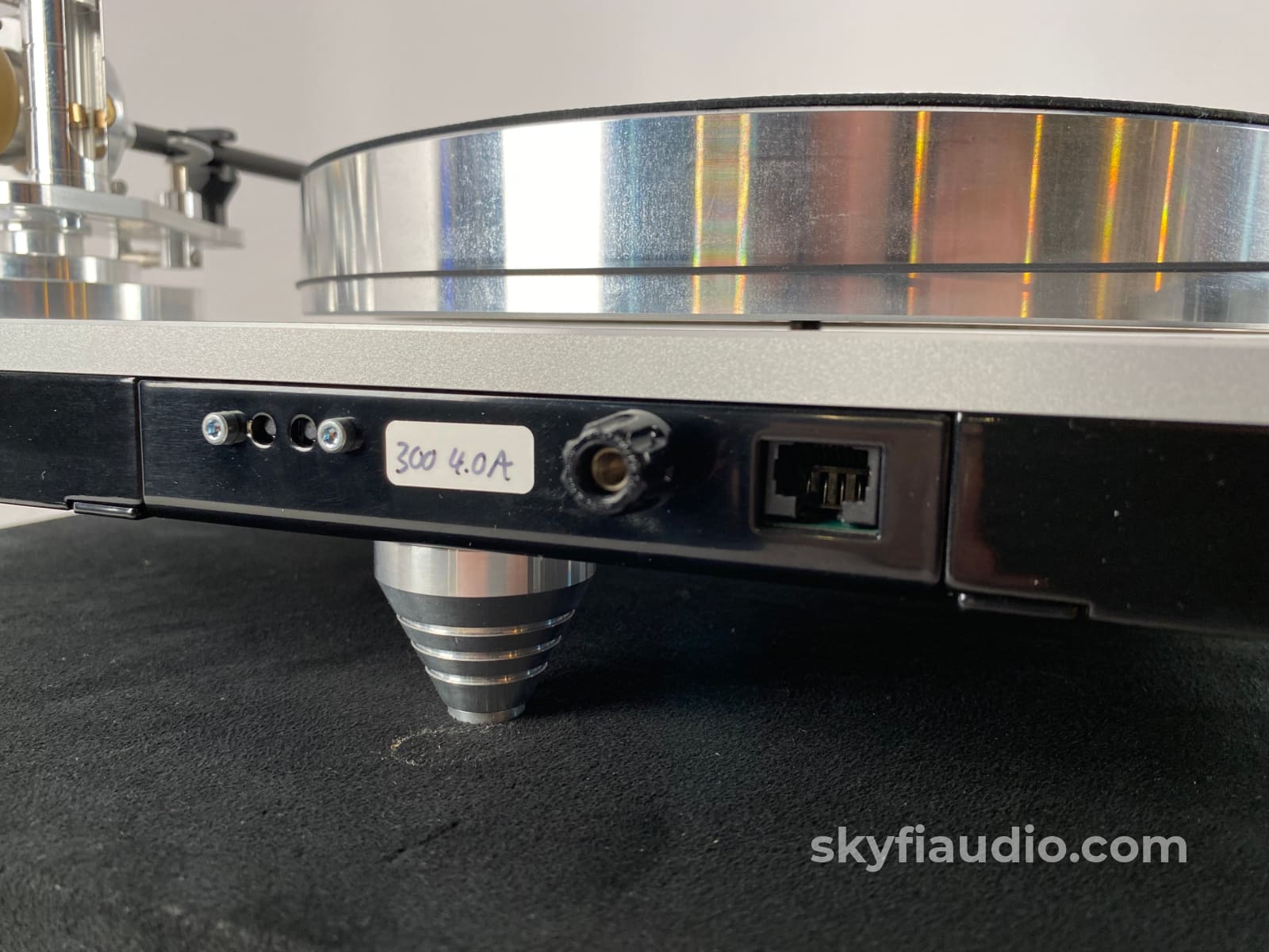 Acoustic Signature Wow Xl Turntable With New Sumiko Cartridge