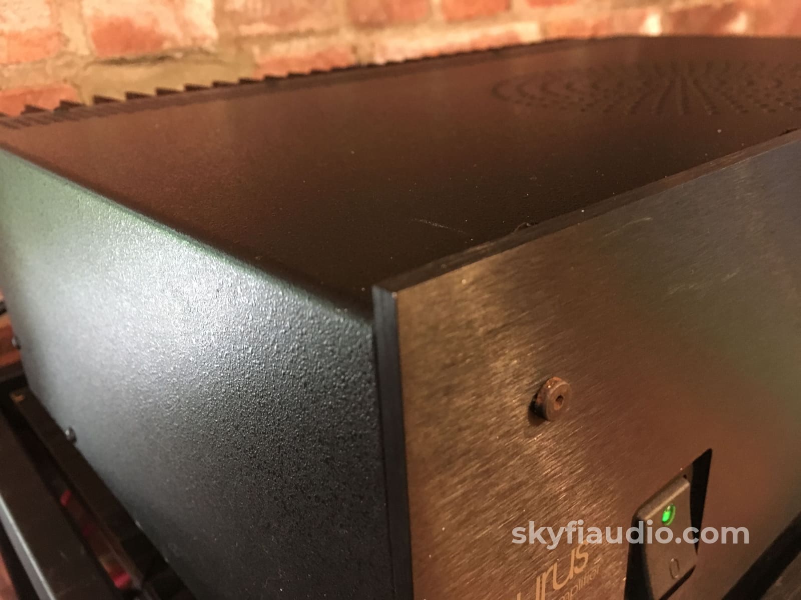 Acurus A-100X3 - Three Channel Amplifier