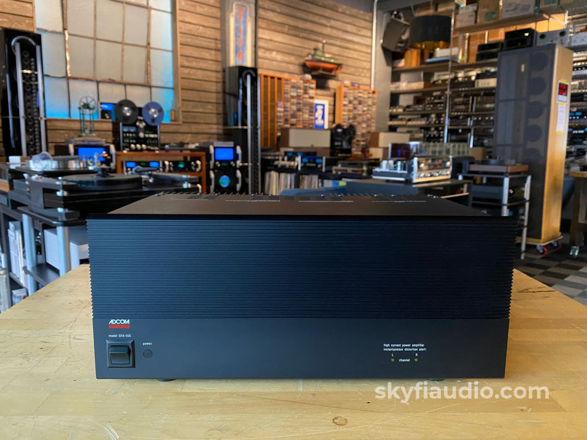 Adcom Gfa-555 Mki Stereo Amplifier - 200W X 2 Serviced