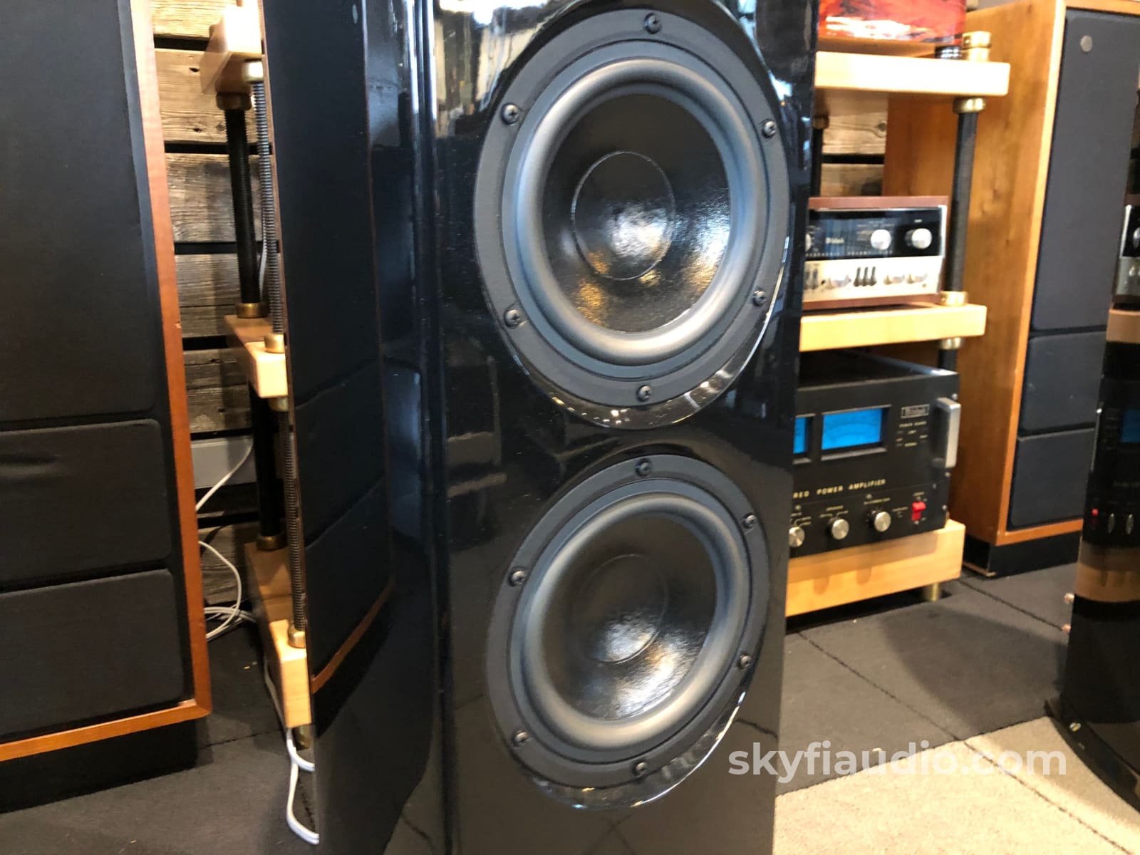 Aerial Acoustics 7T Loudspeakers In Gloss Black - Full Range Speakers