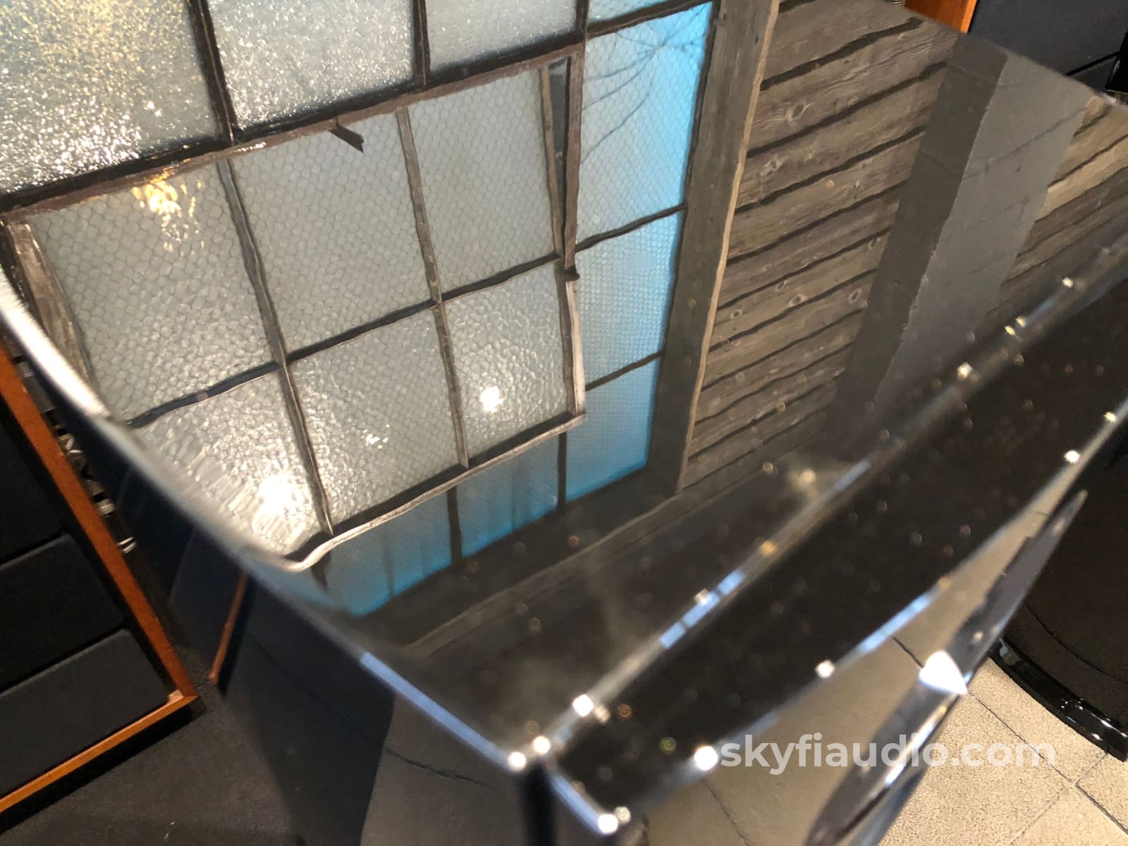 Aerial Acoustics 7T Loudspeakers In Gloss Black - Full Range Speakers