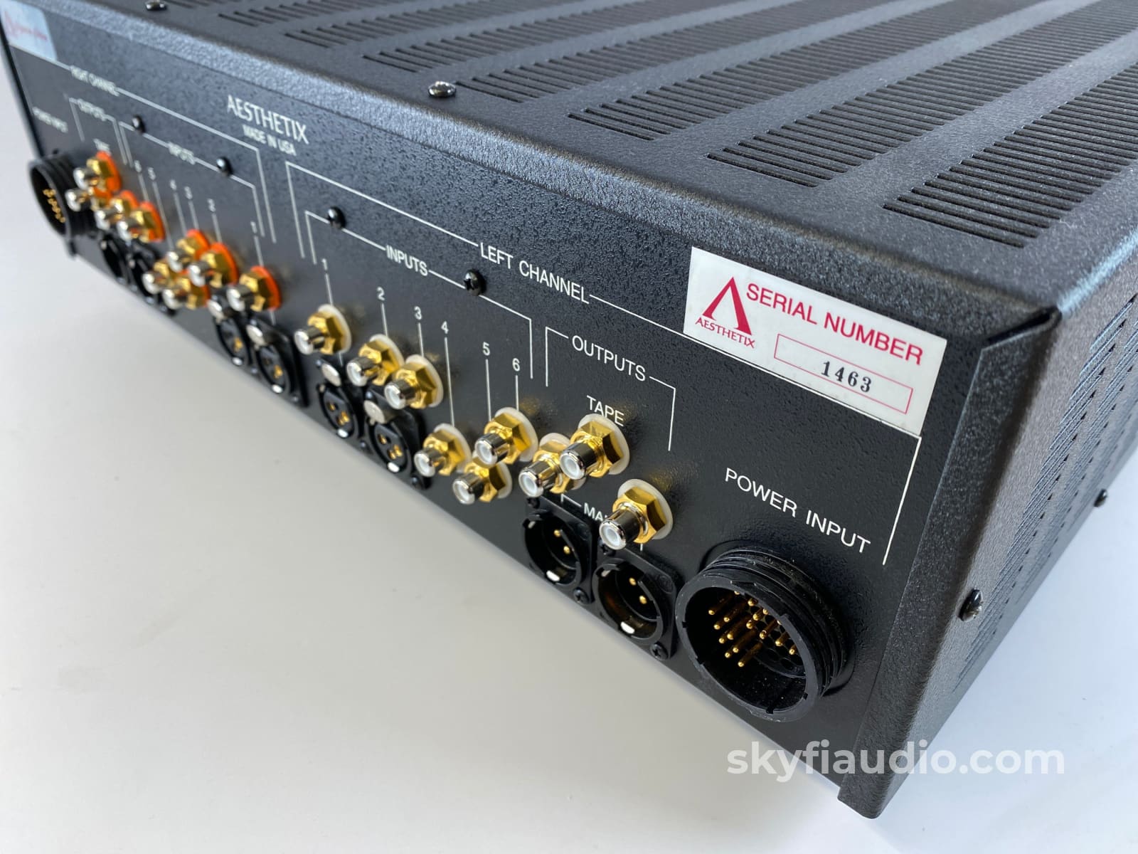 Aesthetix Callisto Signature Edition Tube Preamplifier W/Dual Power Supplies