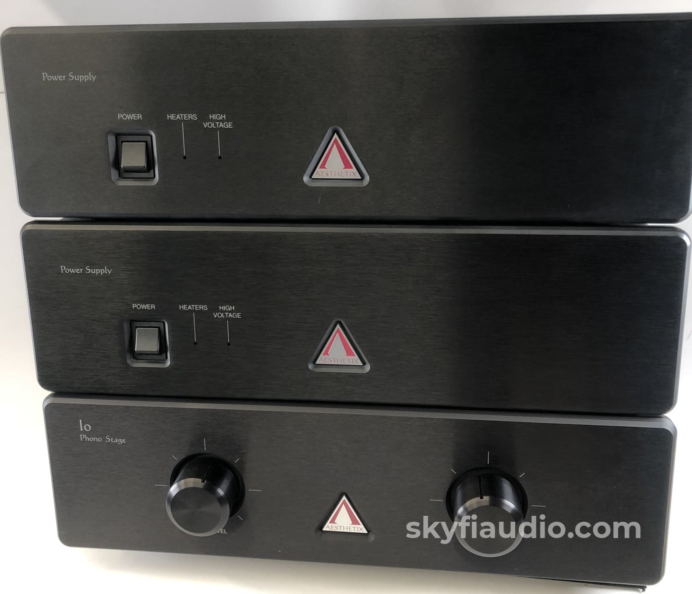 Aesthetix Io Signature All-Tube Phono Stage With Dual Power Supplies Preamplifier
