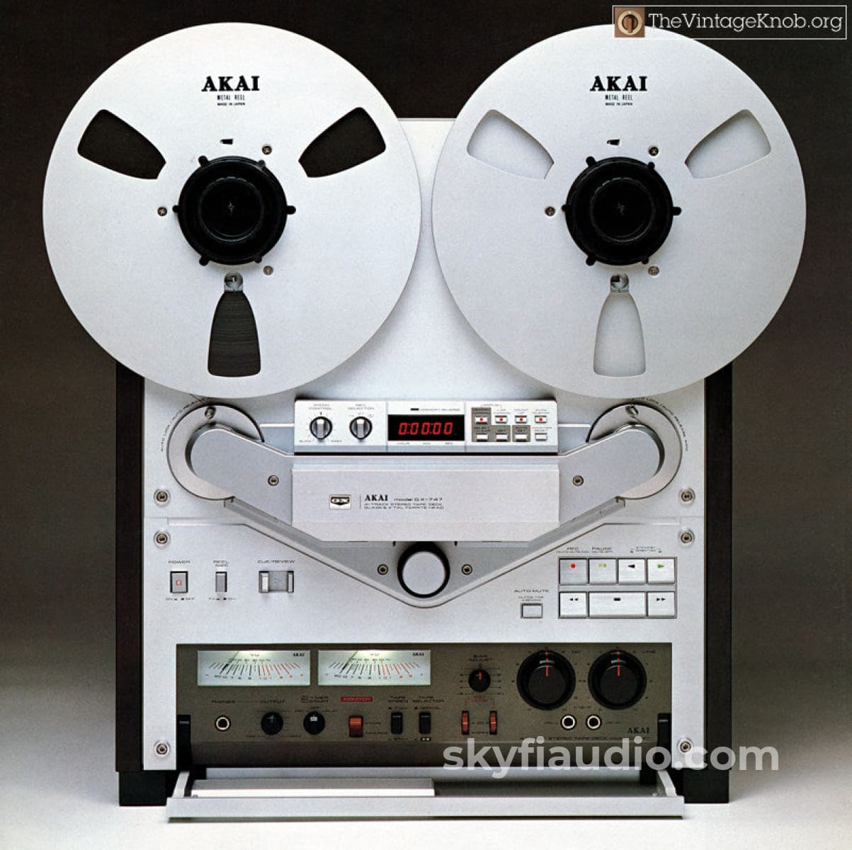 Akai Gx-747 Professional Stereo Reel To Tape Recorder Deck
