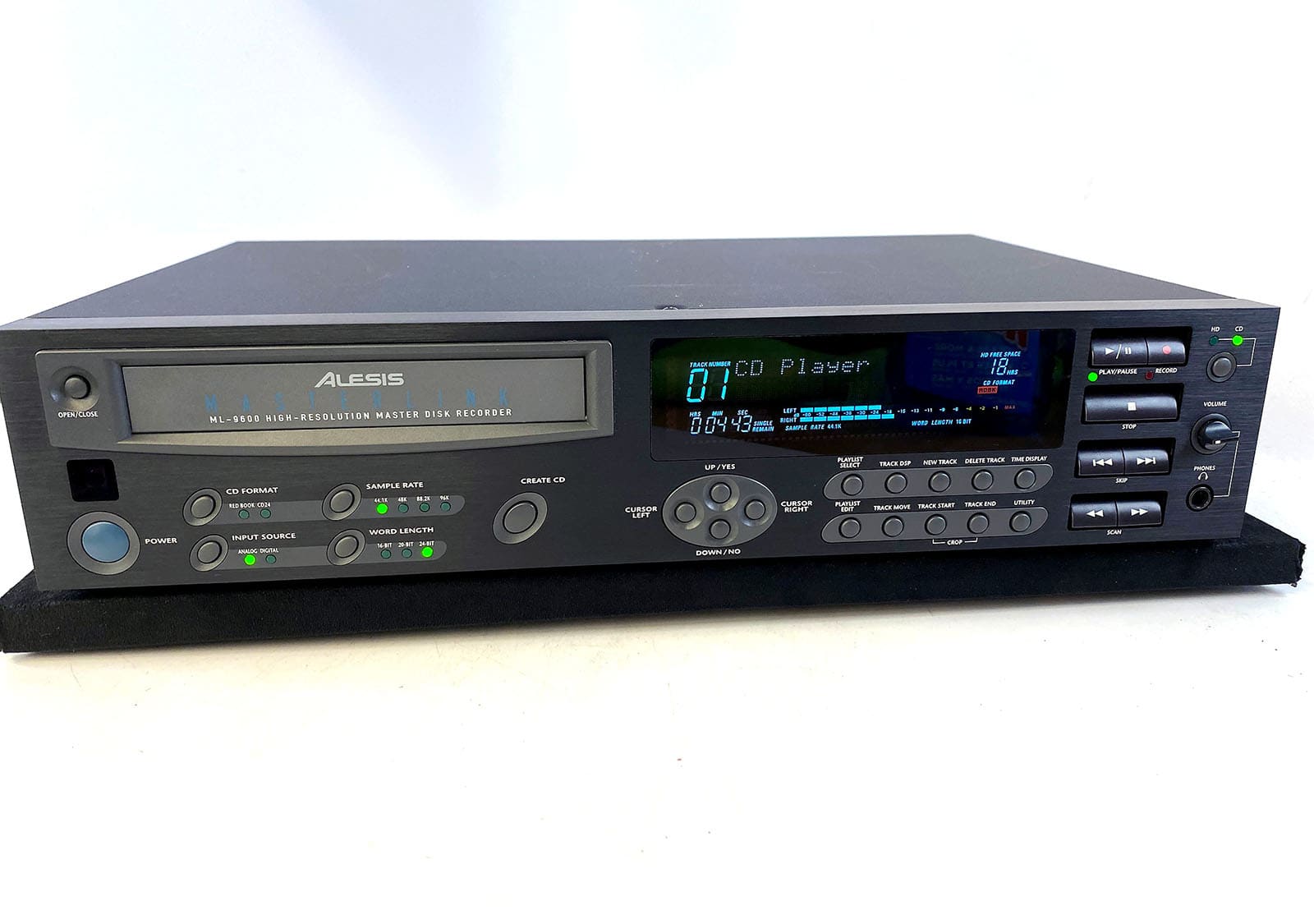 Alesis Masterlink Ml-9600 High Resolution Two-Track Hard Disk Recorder Cd + Digital