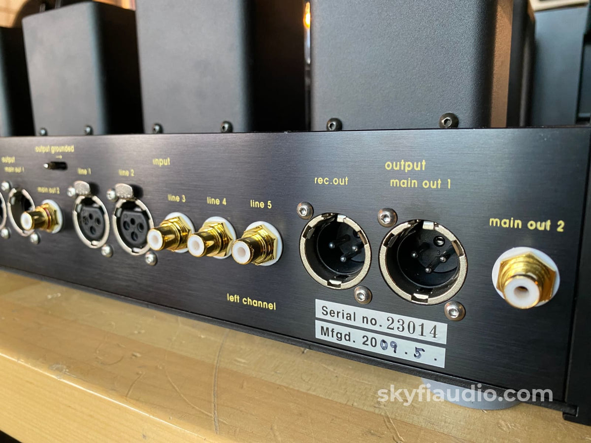 Allnic L4000 Line Stage Tube Preamp - A Tube Rollers Dream Preamplifier