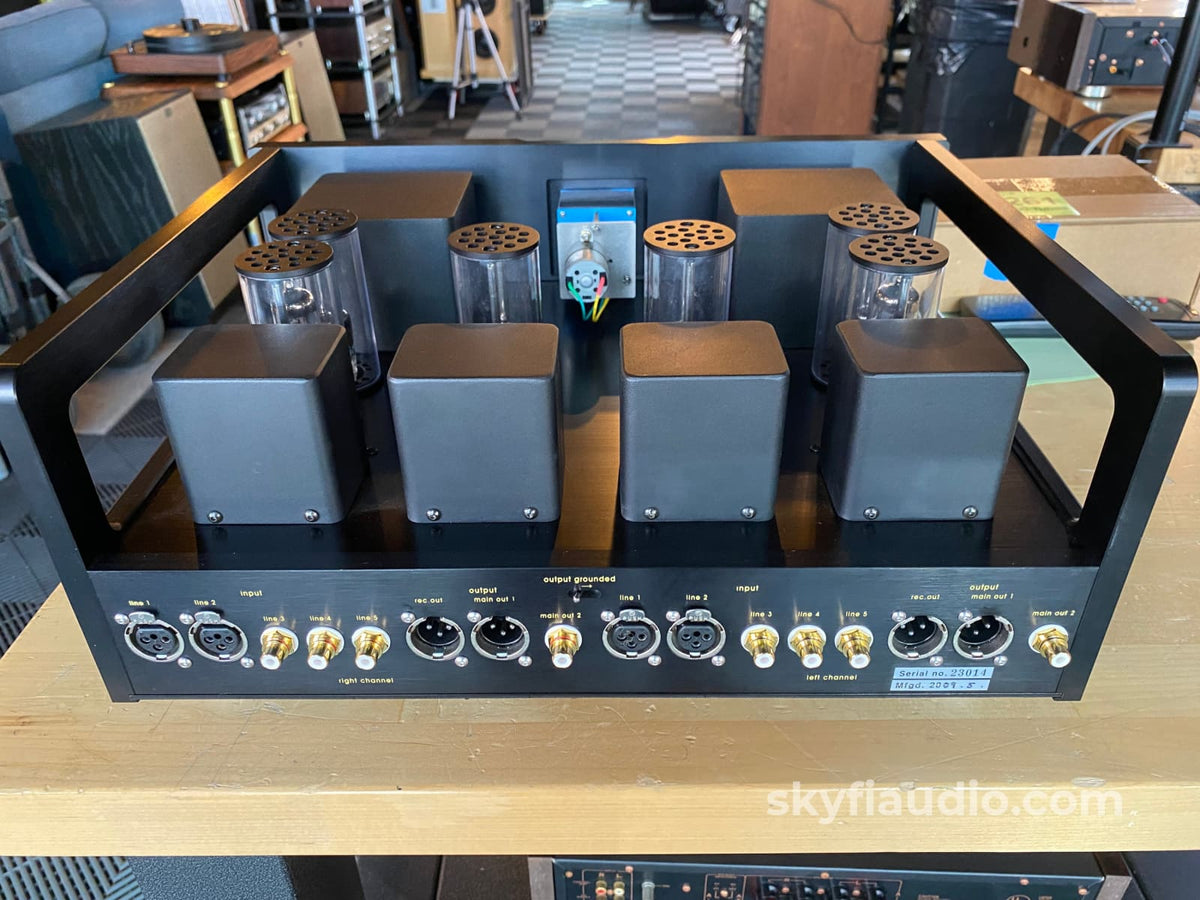 Allnic L4000 Line Stage Tube Preamp - A Tube Rollers Dream Preamplifier