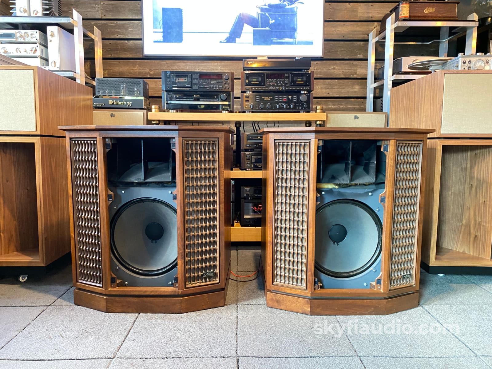 Altec Lansing Model 875A Granada Vintage Speakers in Spectacular Survivor  Condition