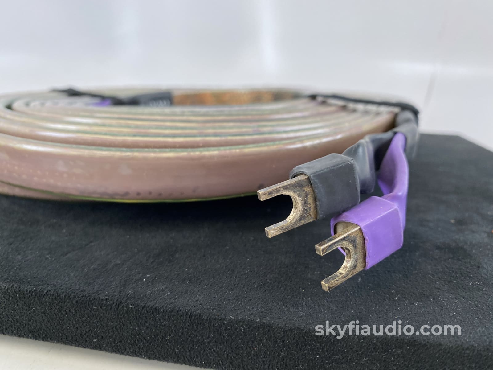 Analysis Plus - Oval 9 Speaker Cables 7M Length