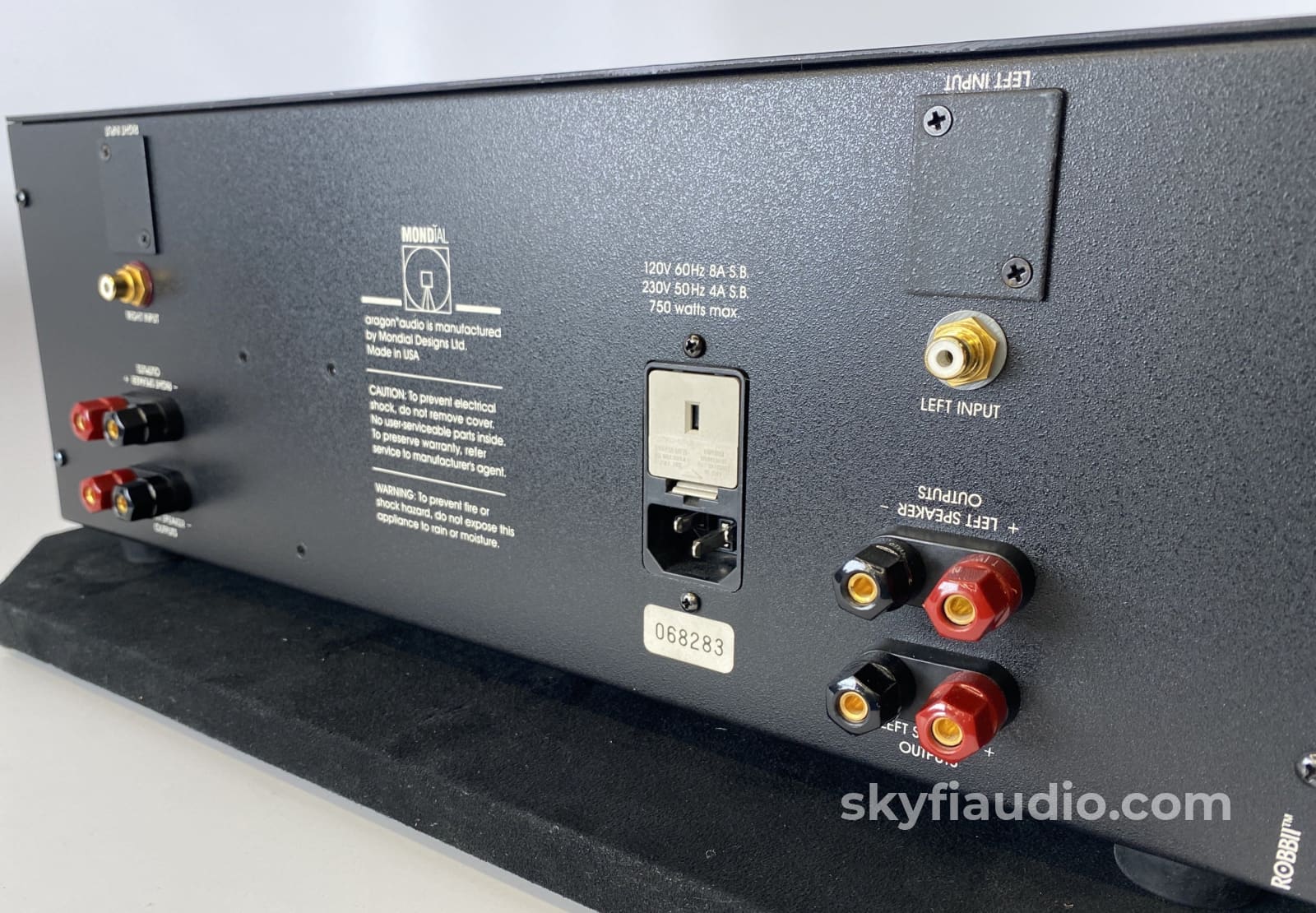 Aragon 8002 Vintage Dual Mono Solid State Amplifier