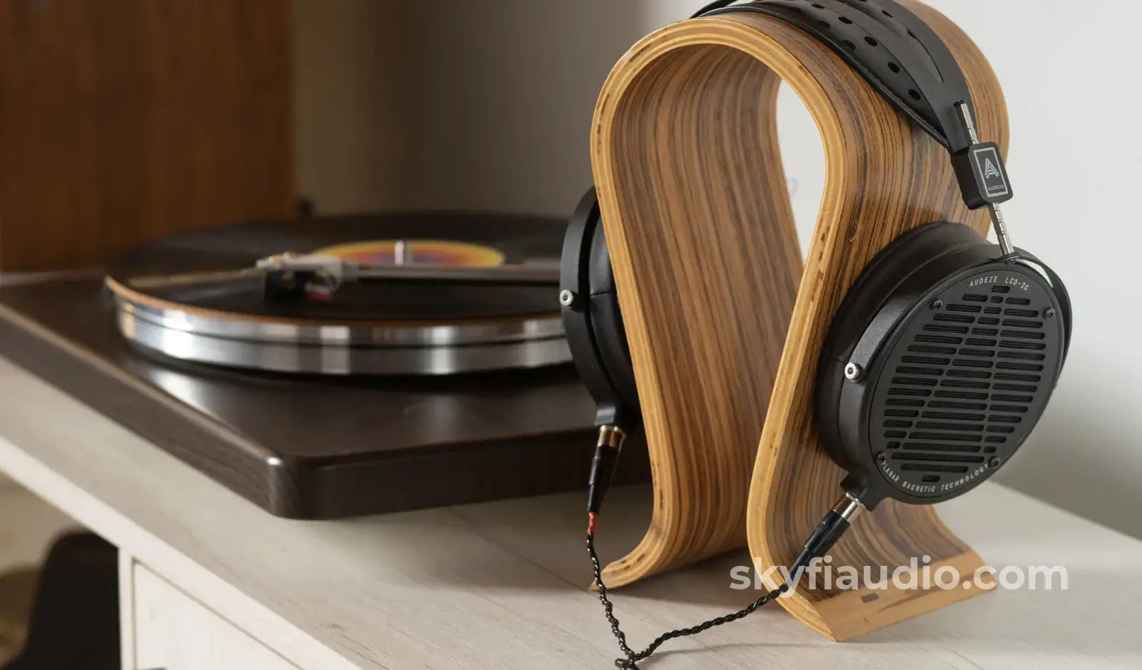 Audeze LCD-2 Classic Planar Magnetic Headphones - Headphones