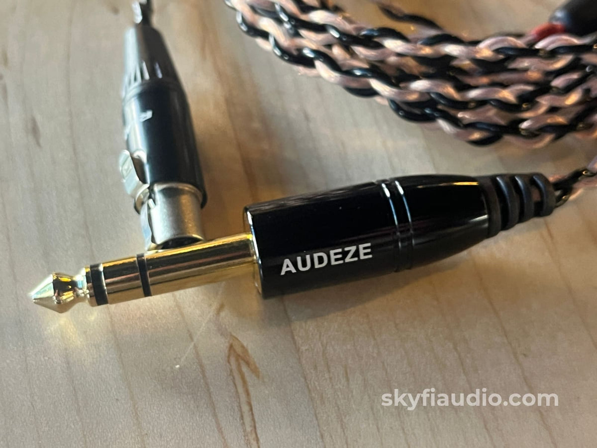 Audeze LCD-5 Planar magnetic headphones Headphones