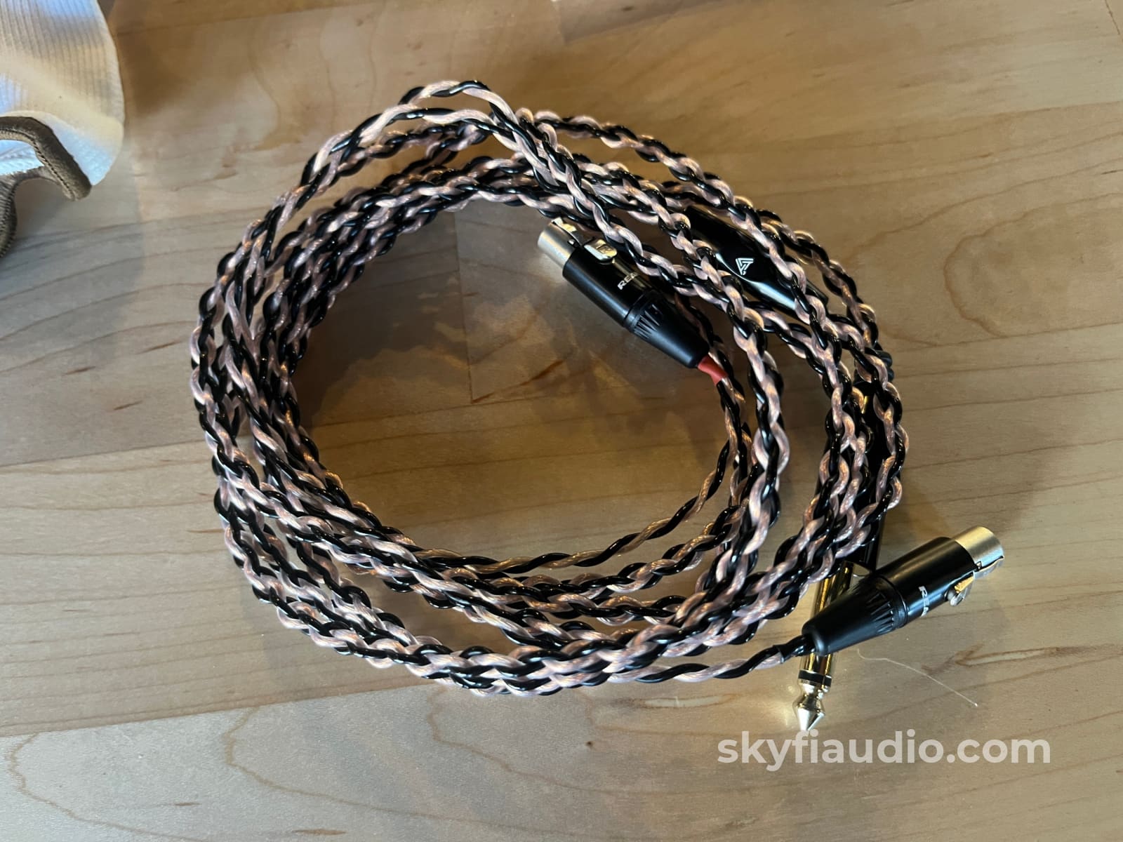 Audeze LCD-5 Planar magnetic headphones Headphones