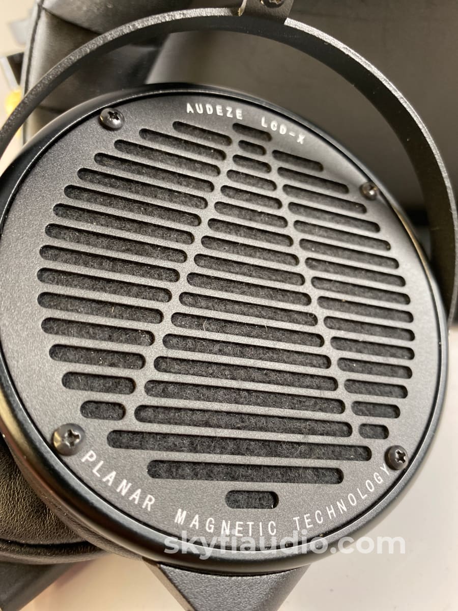 Audeze Lcd-X Planar Magnetic Headphones - With Original Professional Travel Case