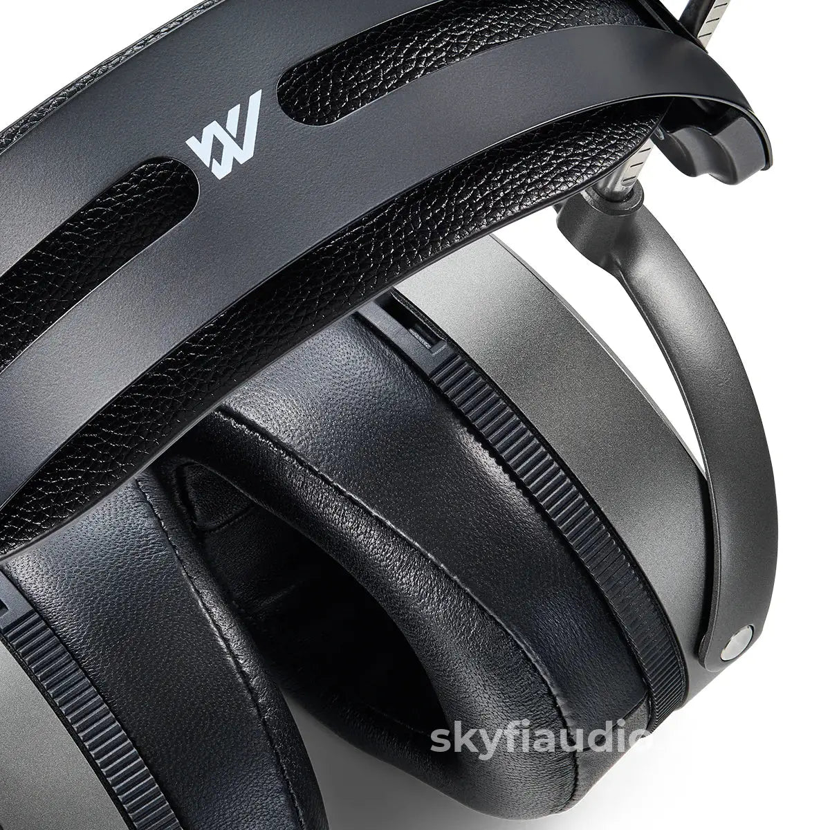 Audeze MM-520 Planar Magnetic Headphones - New - Headphones