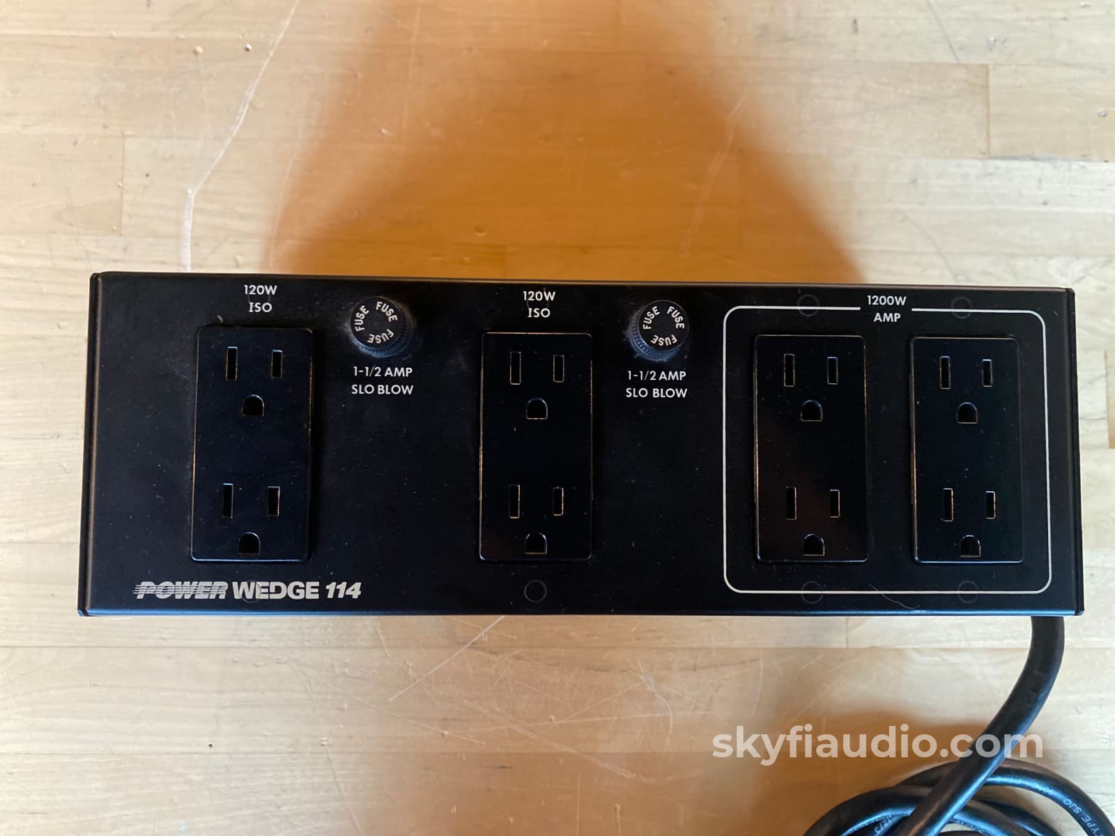 Audio Power Industries Wedge Pw114 Conditioner