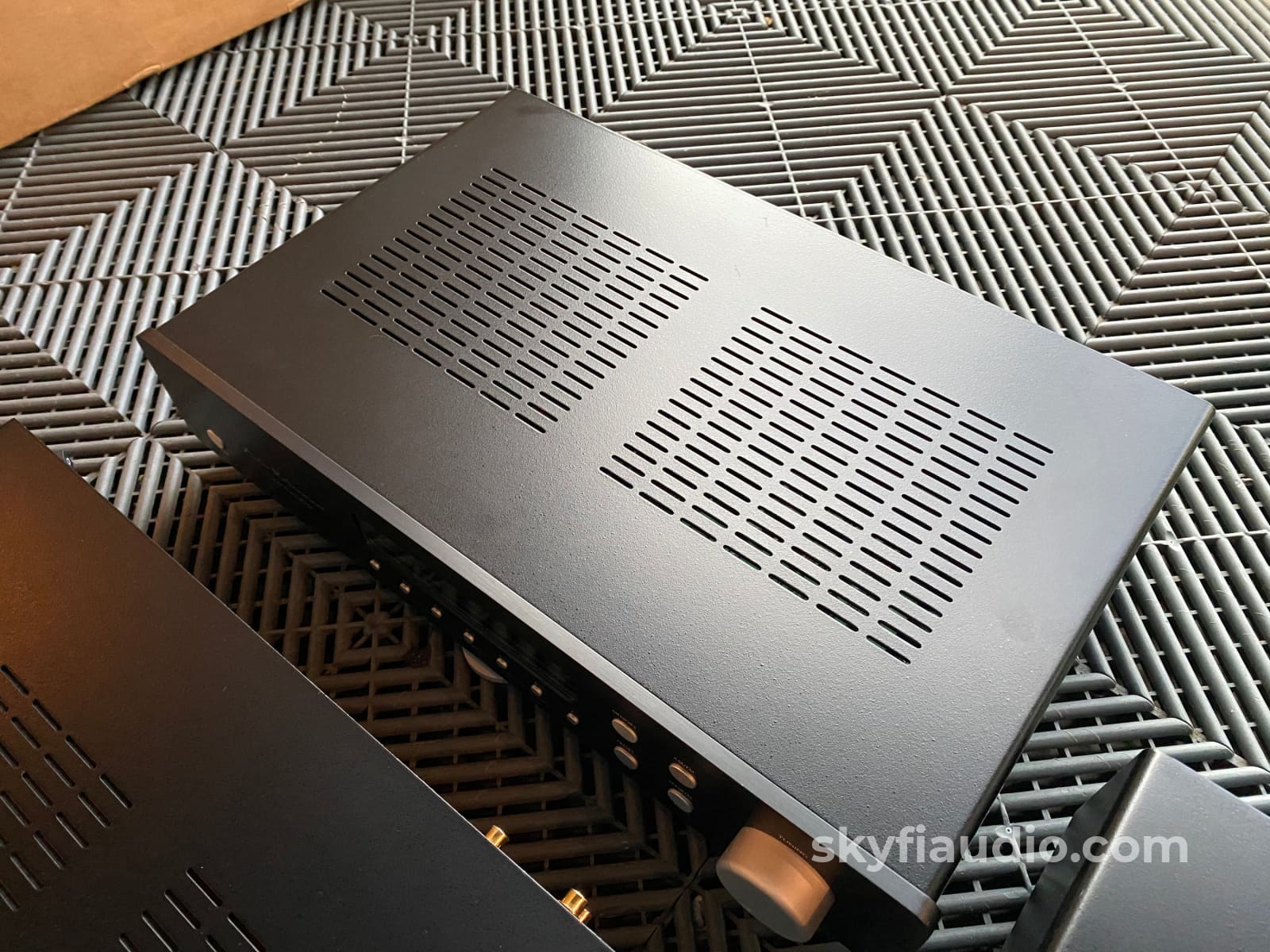 Audio Refinement Complete 3 Piece Set Integrated Cd And Tuner (Yba) Amplifier