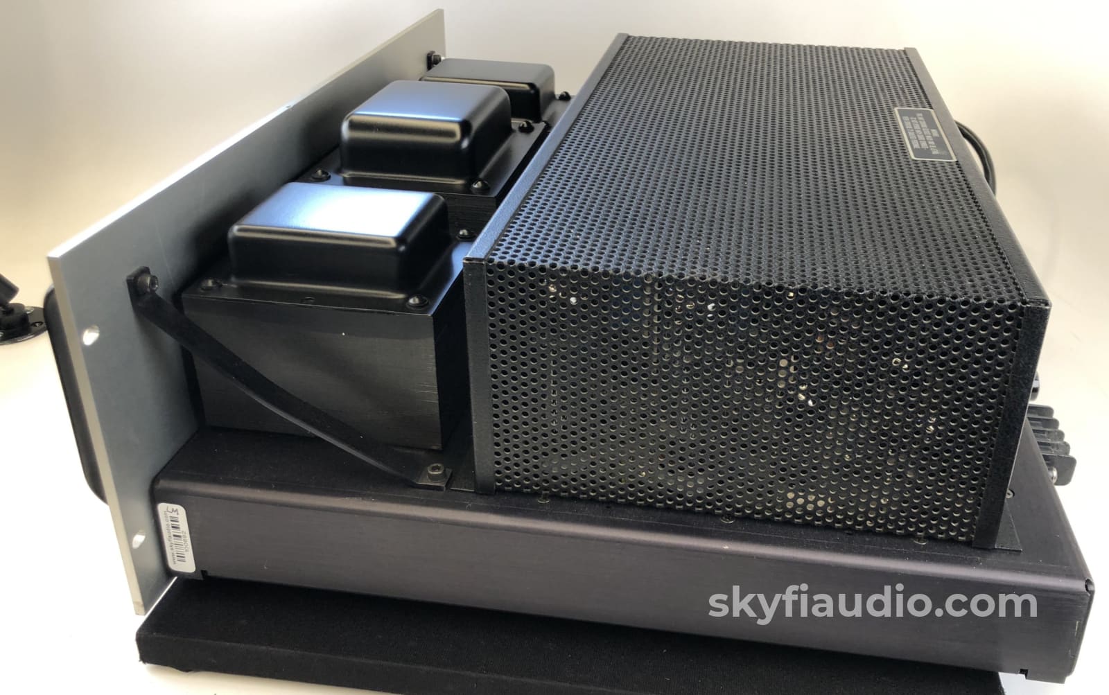 Audio Research D-115 Classic Tube Power Amp - Silver Faceplate Amplifier