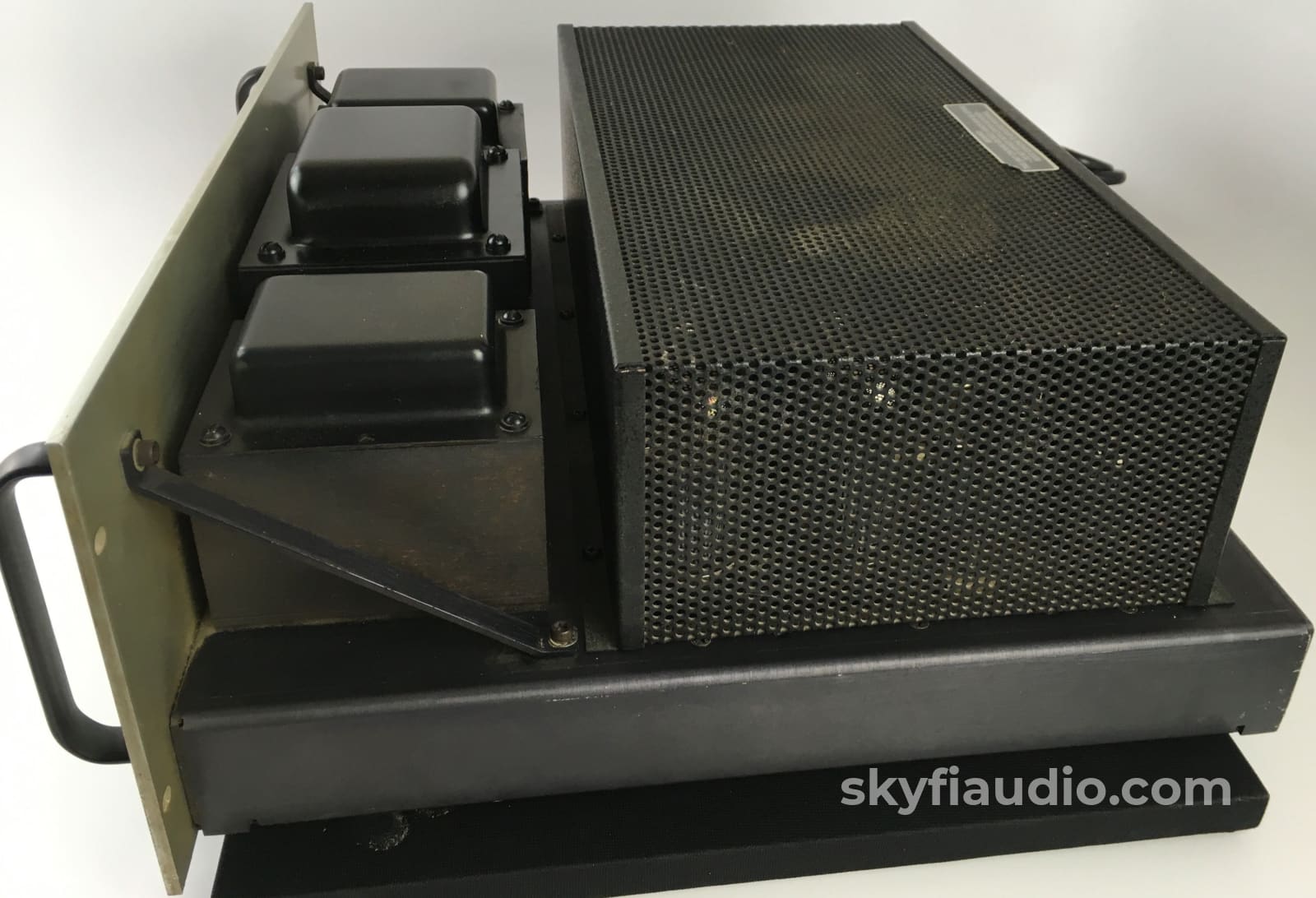 Audio Research D-115 Tube Amplifier