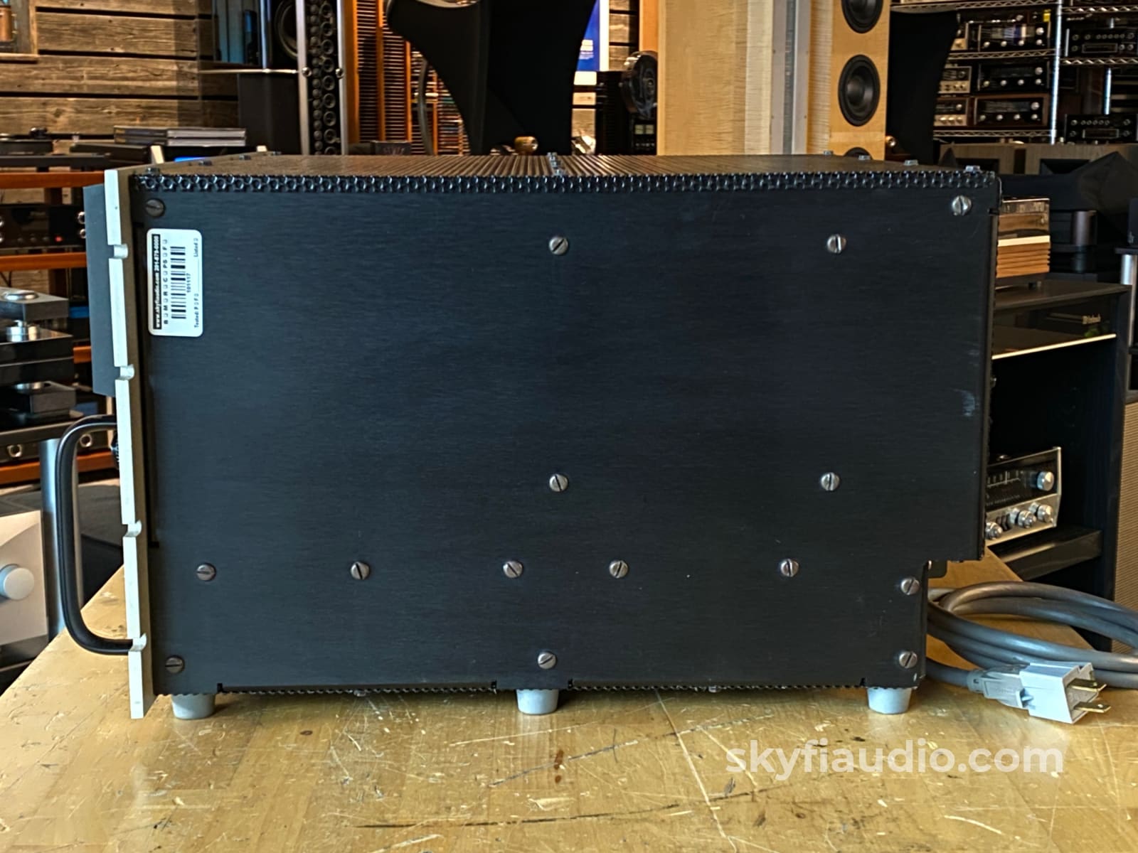 Audio Research D-150 Vintage Tube Amplifier- Uber Rare - Serviced Amplifier