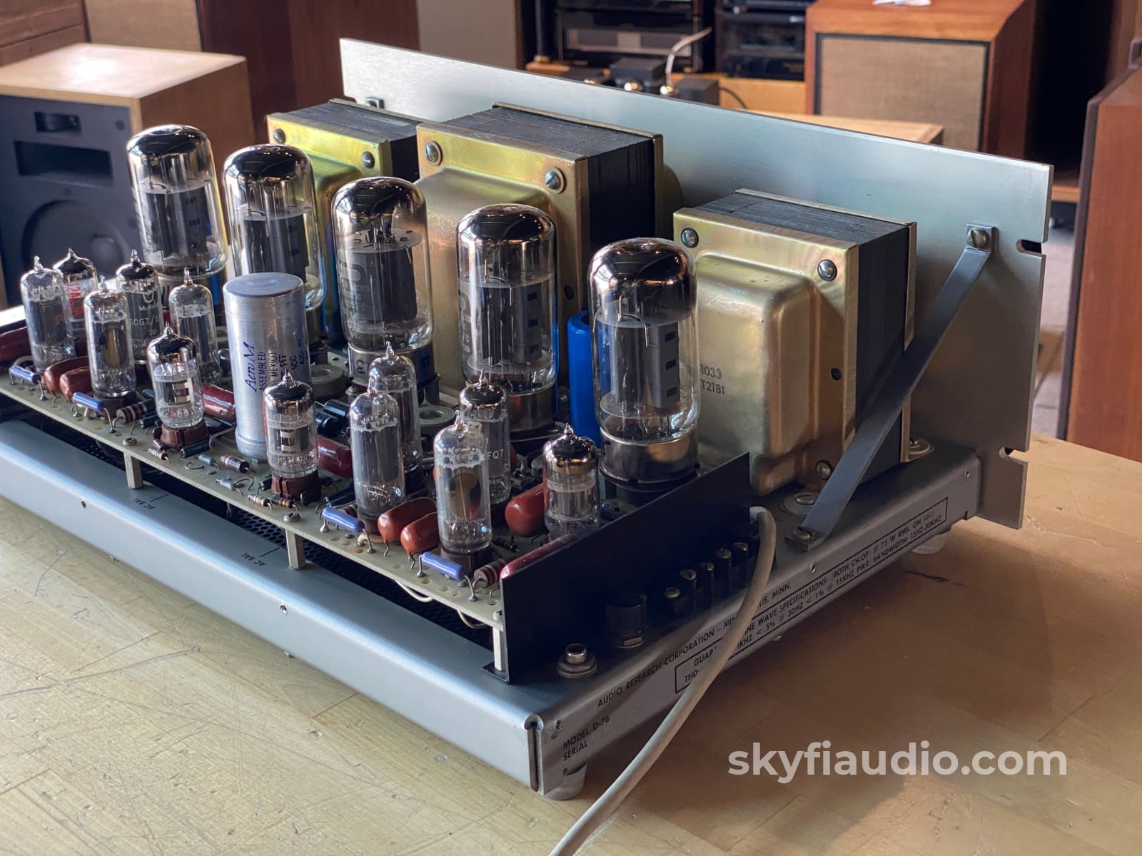 Audio Research D-76 Vintage All-Tube Amplifier
