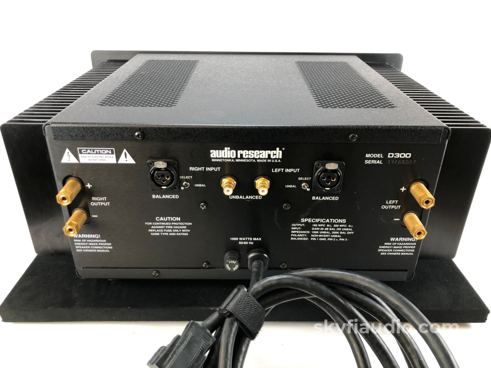 Audio Research D300 Solid State Amplifier - 160W