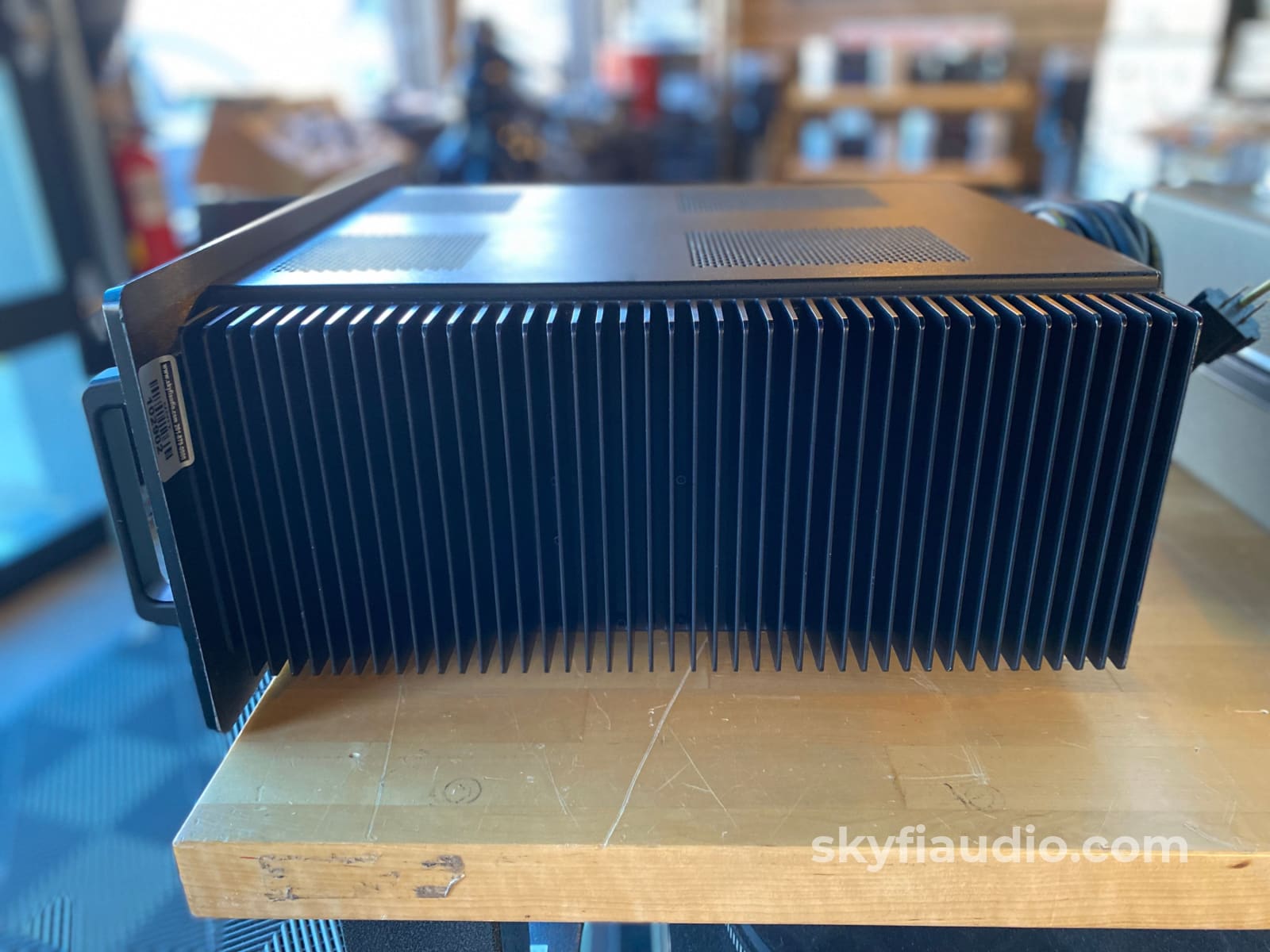Audio Research D400 Mkii Solid State Amplifier Usa Made