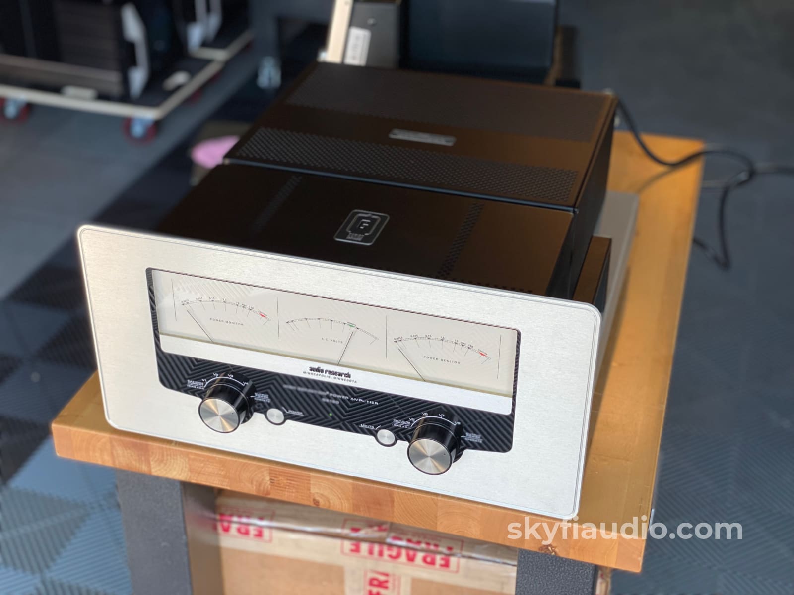 Audio Research Gs150 Tube Amplifier - Wow