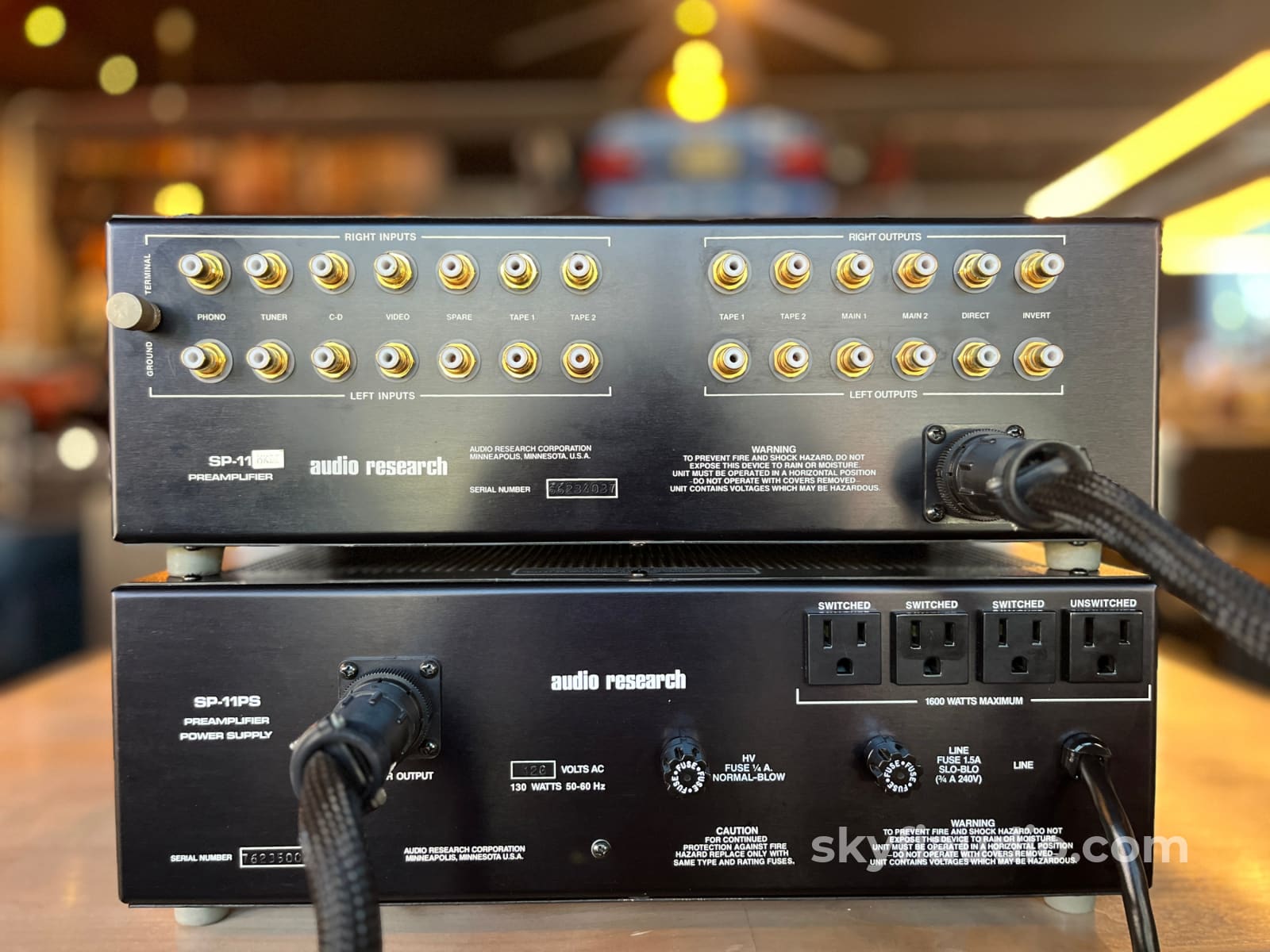 Audio Research SP 11 MKII Vintage Hybrid Preamp Serviced Preamplifier