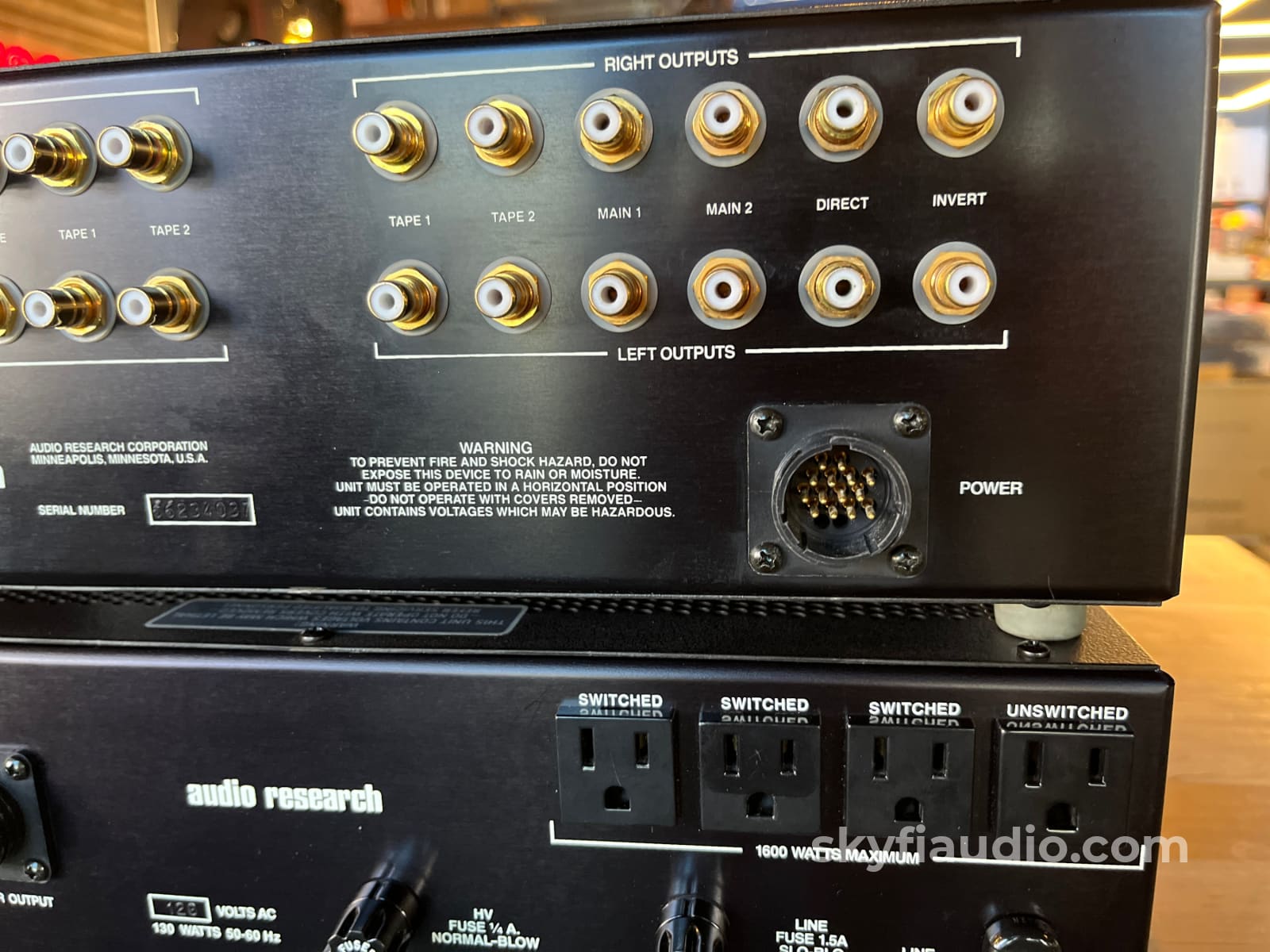 Audio Research SP 11 MKII Vintage Hybrid Preamp Serviced Preamplifier