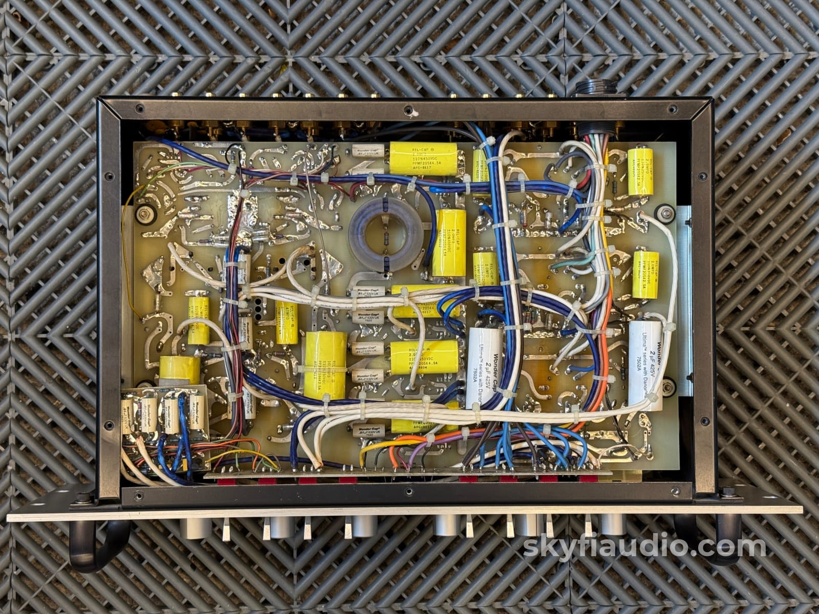 Audio Research SP 11 MKII Vintage Hybrid Preamp Serviced Preamplifier