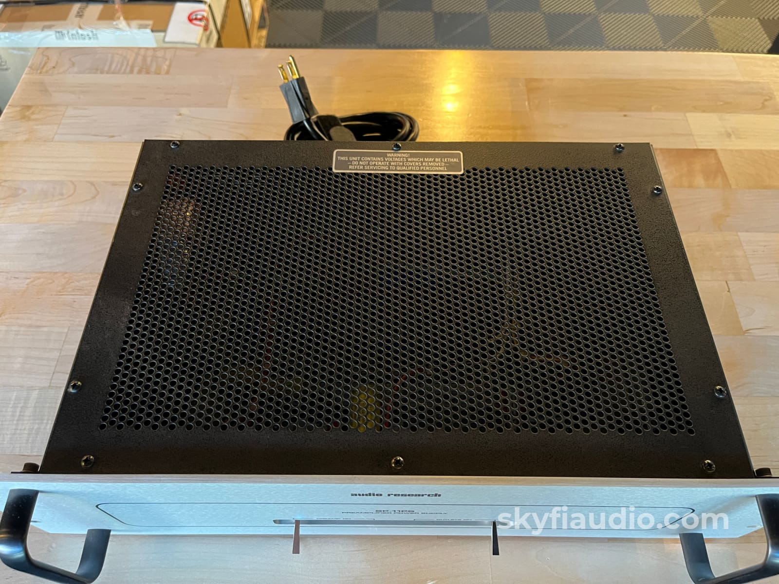 Audio Research SP 11 MKII Vintage Hybrid Preamp Serviced Preamplifier