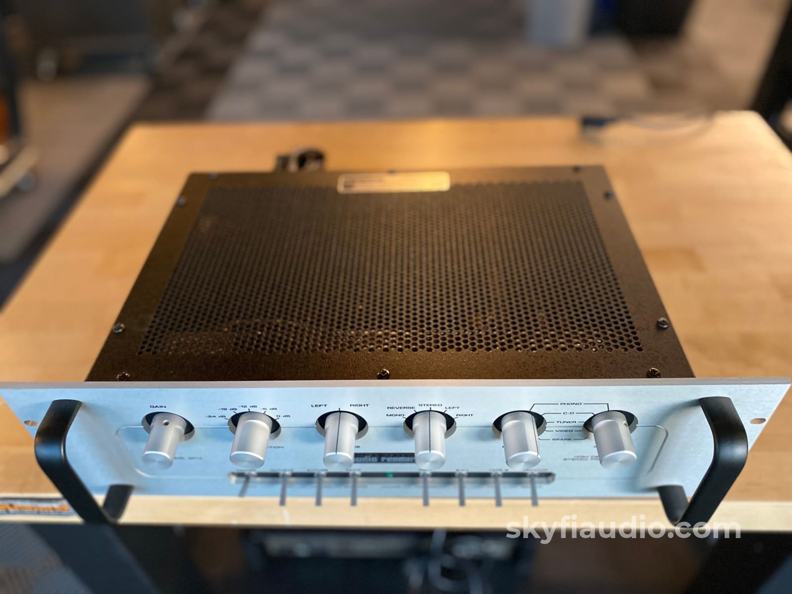 Audio Research Sp14 Hybrid Vintage Preamplifier With Phono