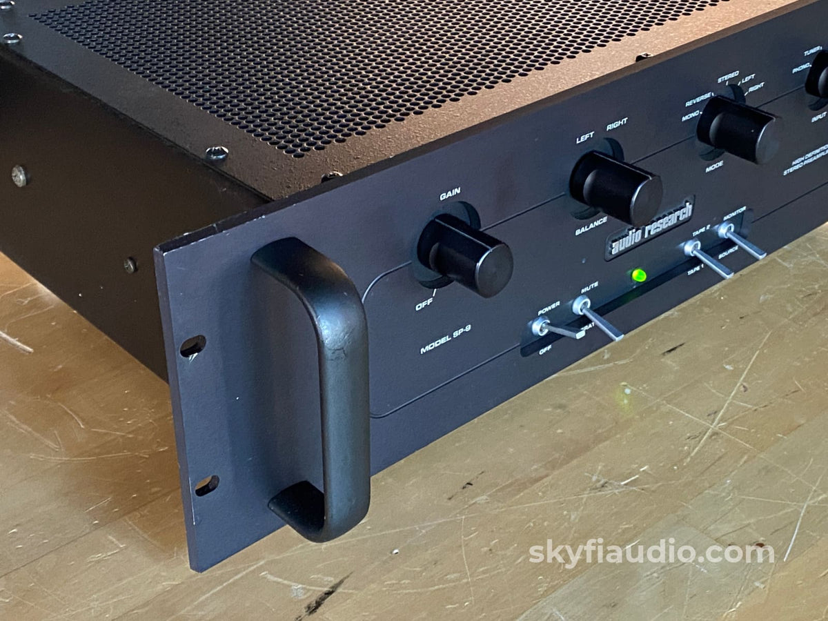 Audio Research Sp9 Mkii Tube /Solid State Hybrid Preamp With Phono Input Preamplifier
