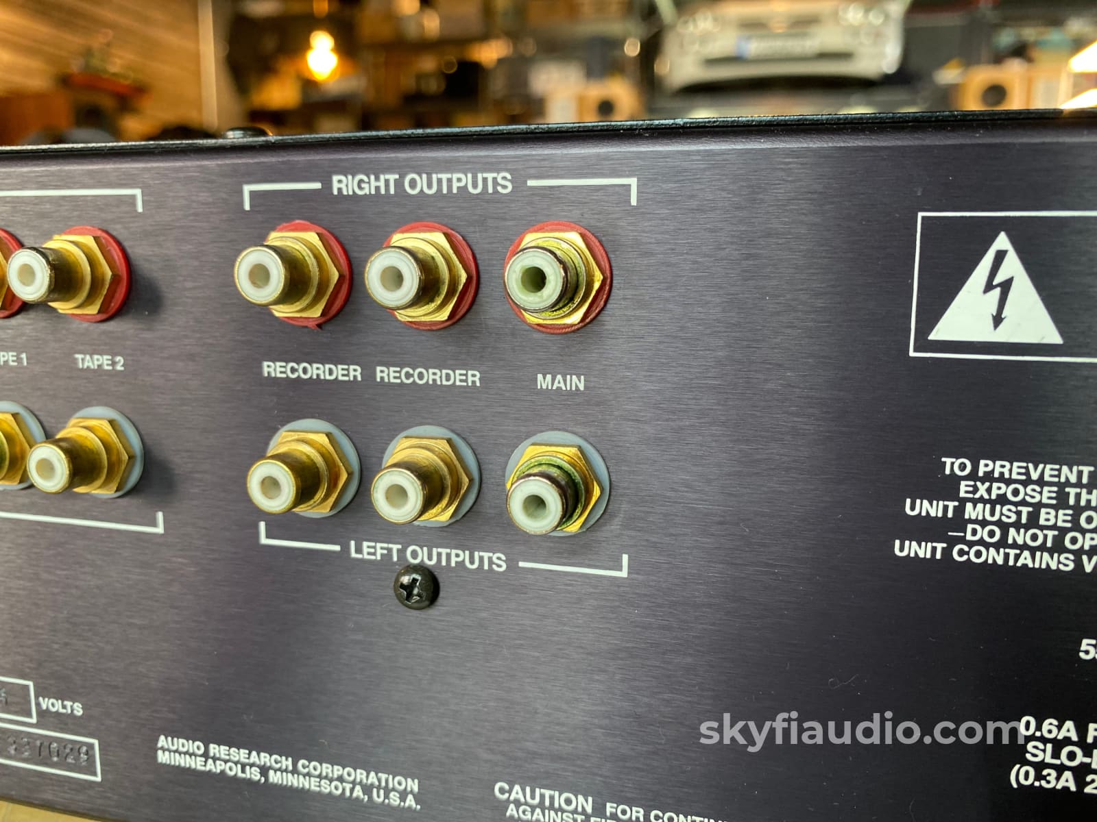 Audio Research Sp9 Mkiii Tube Preamp With Phono Preamplifier
