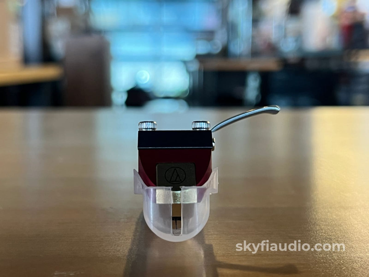 Audio Technica AT-OC9XML MC Cartridge W/ AT-LH13H Head Shell - For Technics Tables - Phono Cartridge
