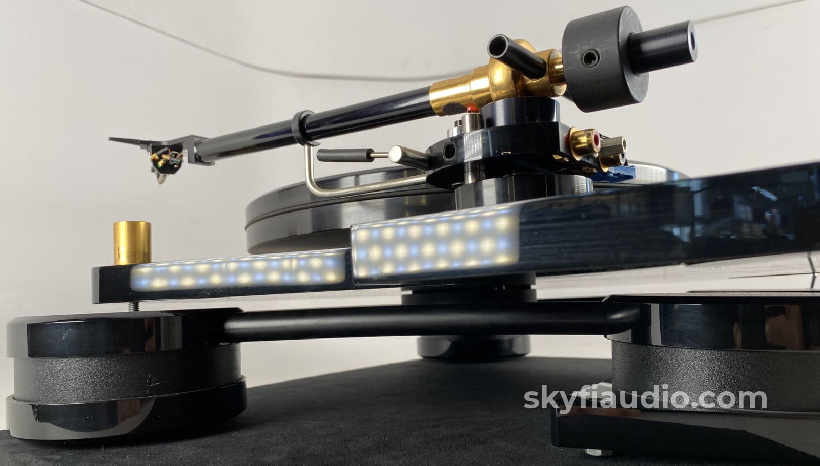 Audiomeca Romance Turntable Plus Romeo Arm - With New Sumiko Blackbird Cartridge