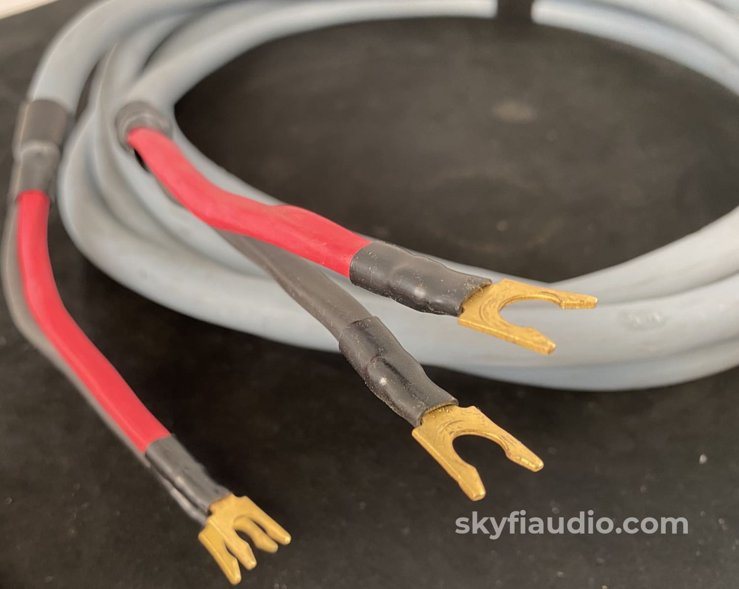 Audioquest Crystal Hyperlitz Speaker Cable Pair - 8 Cables