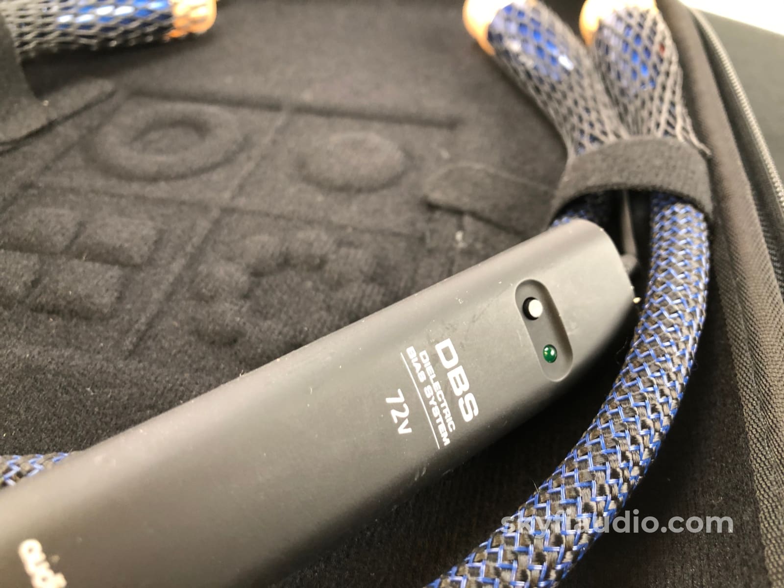 Audioquest Audioquest Elements Series - Water Xlr Audio Cable New In Pouch 0.5M Cables